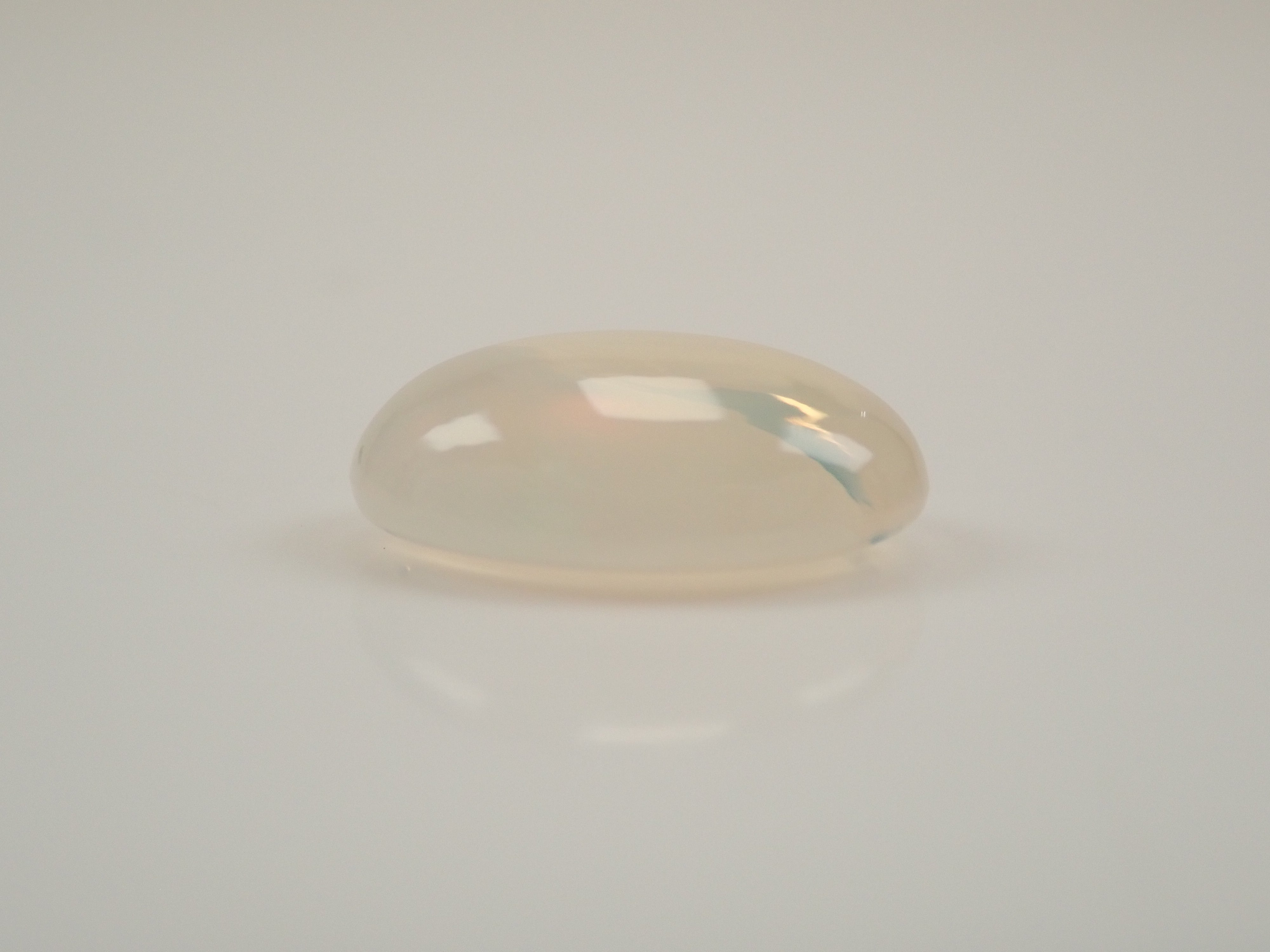 【12562001掲載】メキシコ産エッグインオパール 3.195ctルース