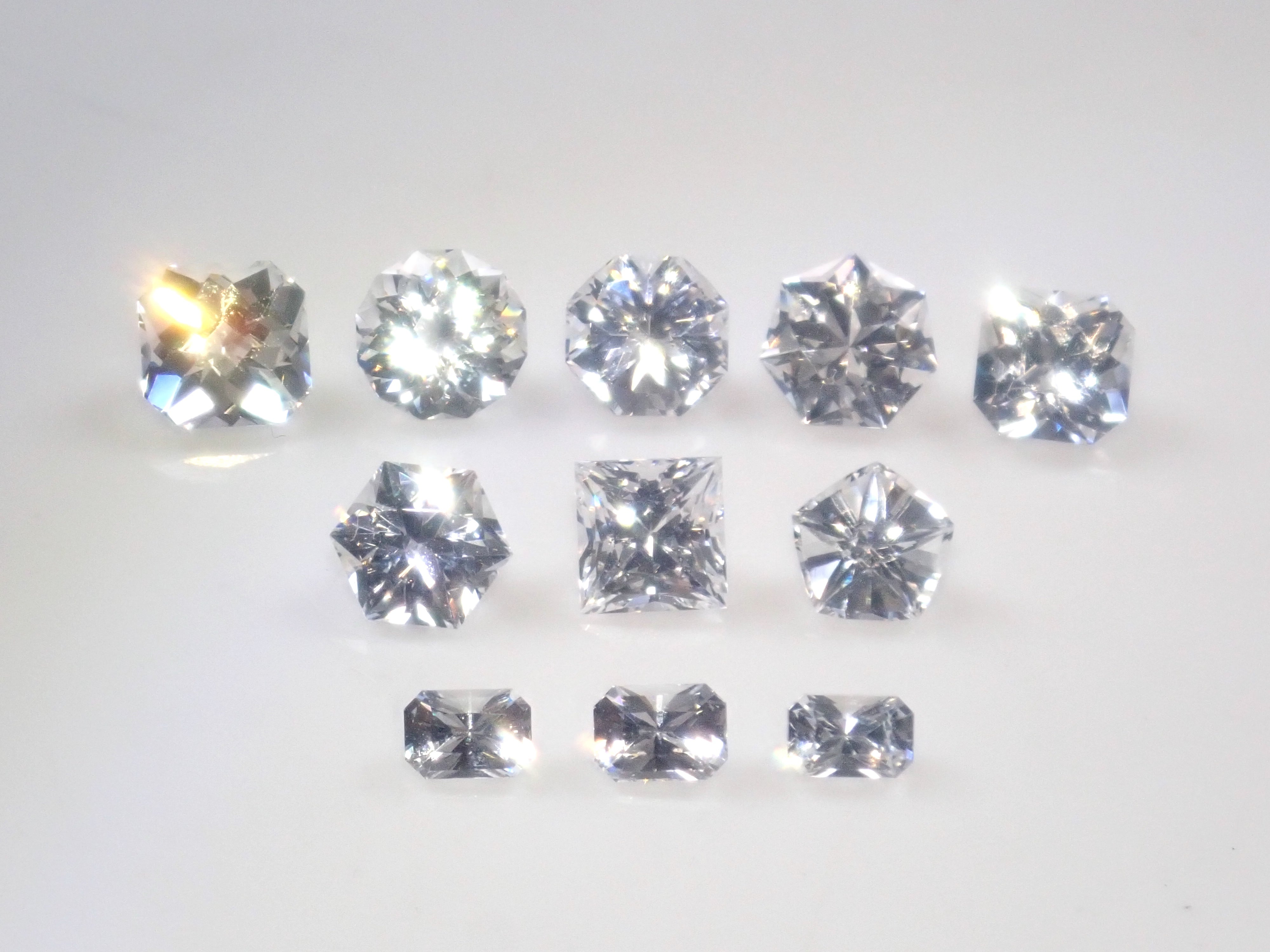 【3/6 22時販売】《限定13石》通常39,800円のD/IF/3EXのラボグロウンダイヤモンドや通常59,800円のさくらインカットYAGなど合成ガチャ(さらに合成アレキサンドライト付き)《複数購入割引有》