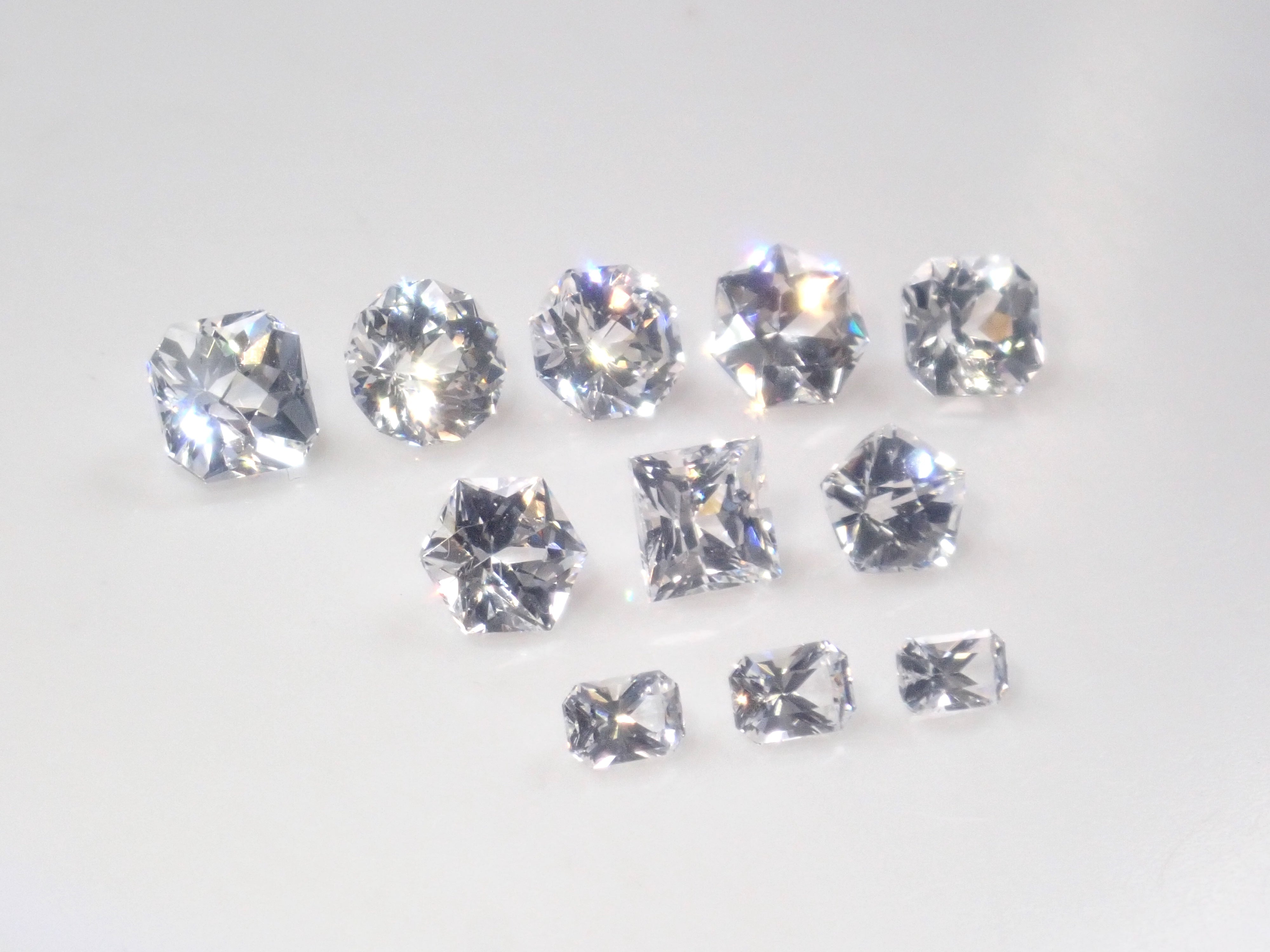 【3/6 22時販売】《限定13石》通常39,800円のD/IF/3EXのラボグロウンダイヤモンドや通常59,800円のさくらインカットYAGなど合成ガチャ(さらに合成アレキサンドライト付き)《複数購入割引有》