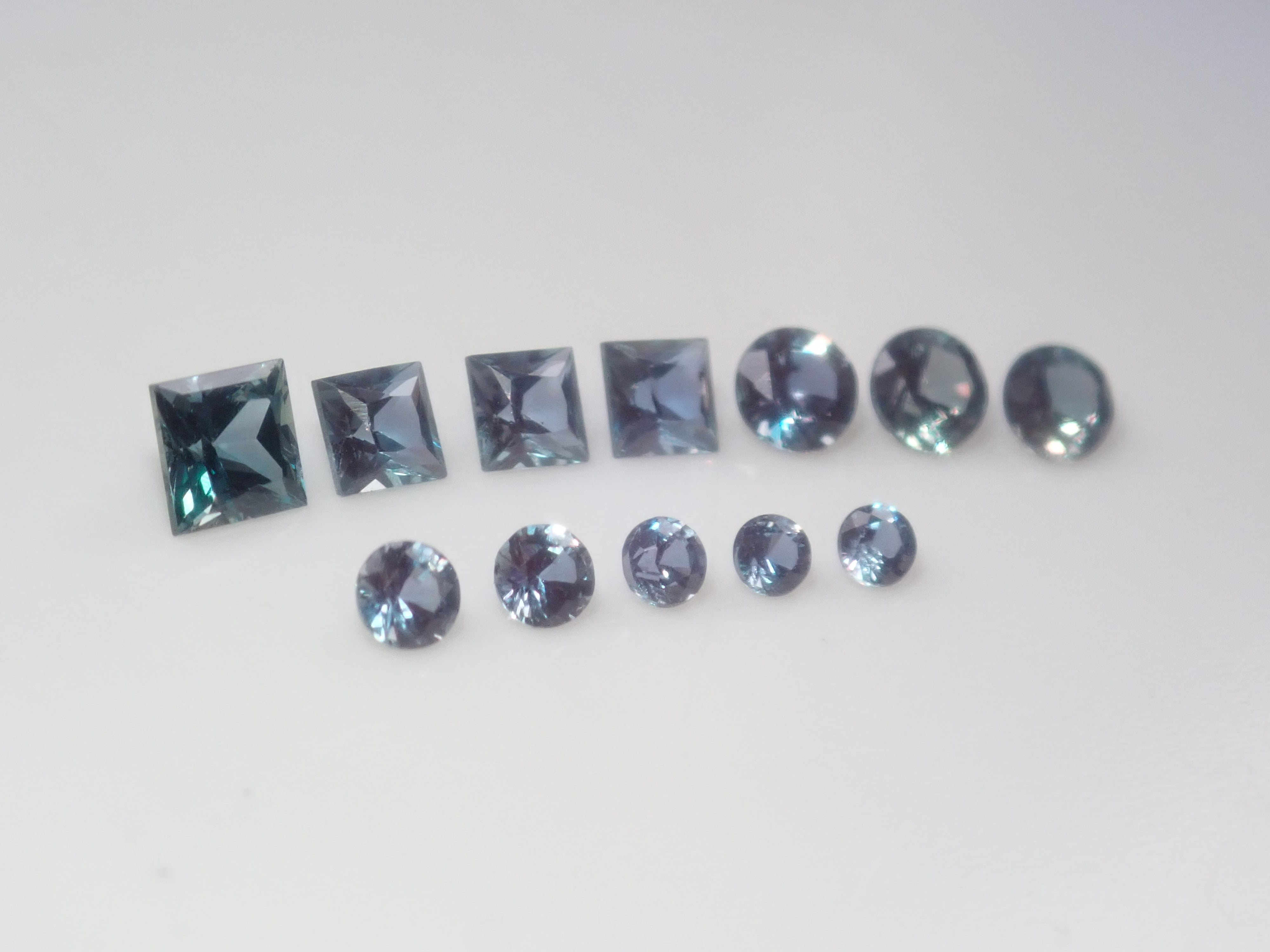 【3/6 22時販売】《限定13石》通常39,800円のD/IF/3EXのラボグロウンダイヤモンドや通常59,800円のさくらインカットYAGなど合成ガチャ(さらに合成アレキサンドライト付き)《複数購入割引有》