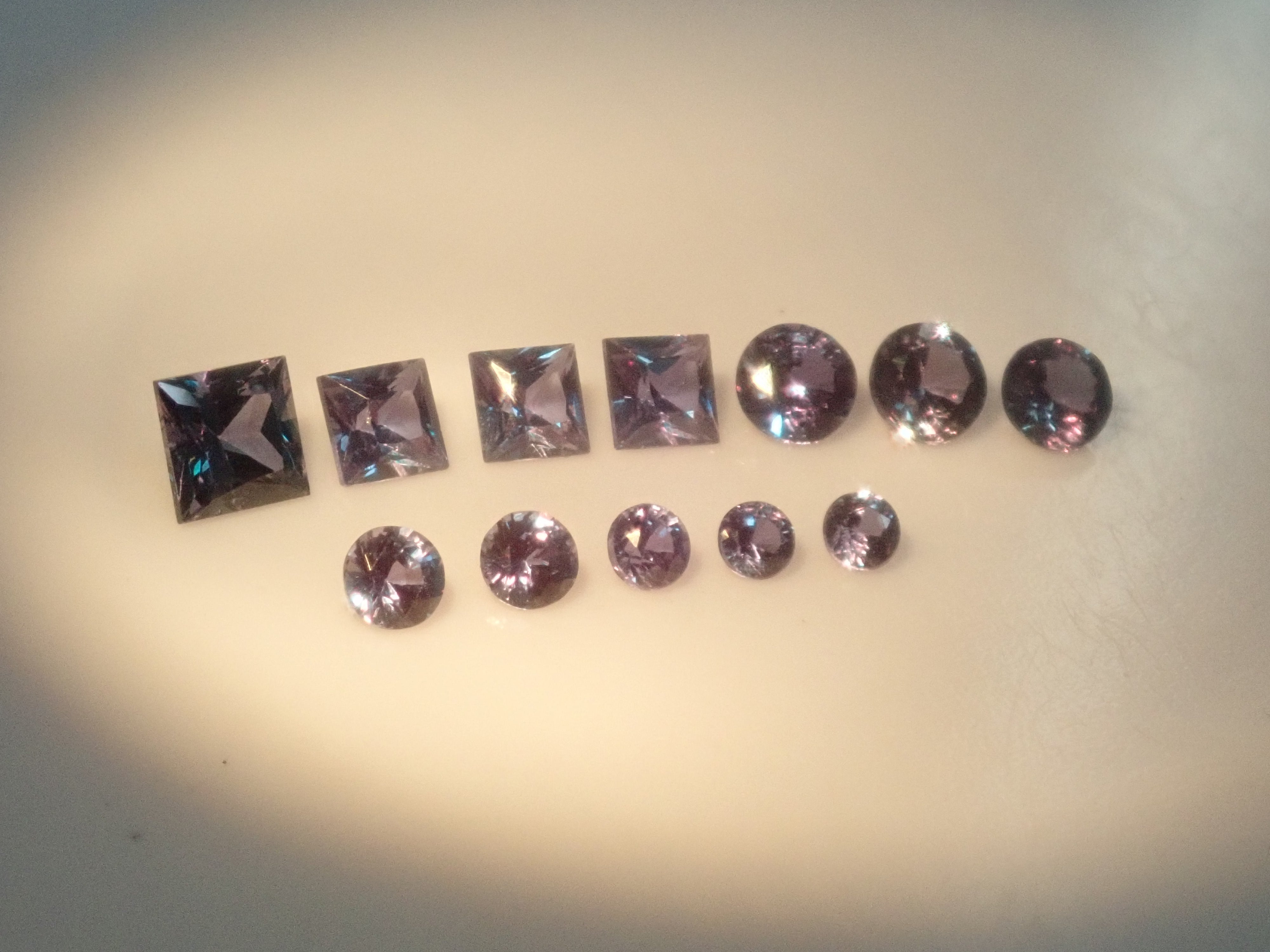 【3/6 22時販売】《限定13石》通常39,800円のD/IF/3EXのラボグロウンダイヤモンドや通常59,800円のさくらインカットYAGなど合成ガチャ(さらに合成アレキサンドライト付き)《複数購入割引有》