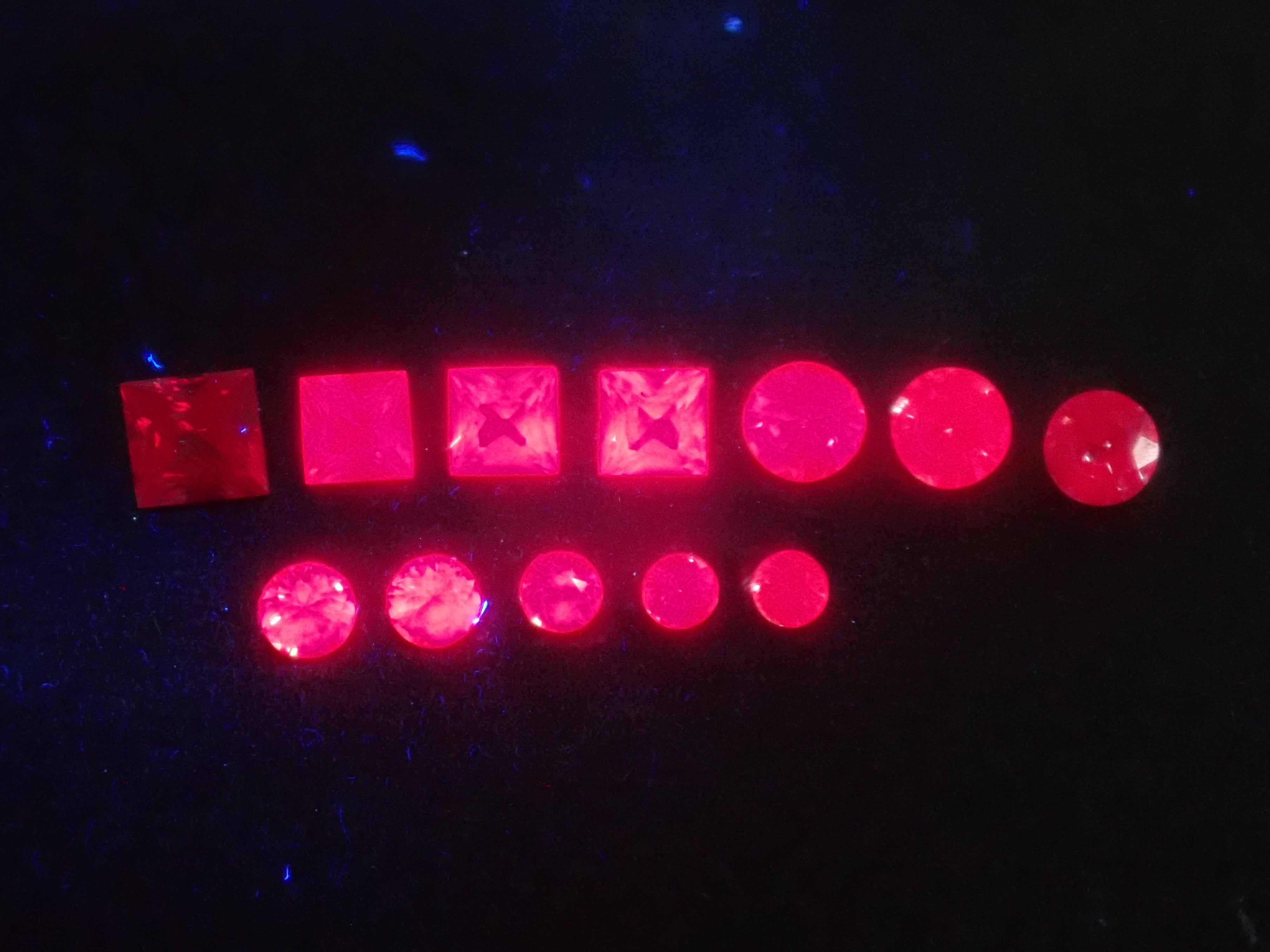 【3/6 22時販売】《限定13石》通常39,800円のD/IF/3EXのラボグロウンダイヤモンドや通常59,800円のさくらインカットYAGなど合成ガチャ(さらに合成アレキサンドライト付き)《複数購入割引有》