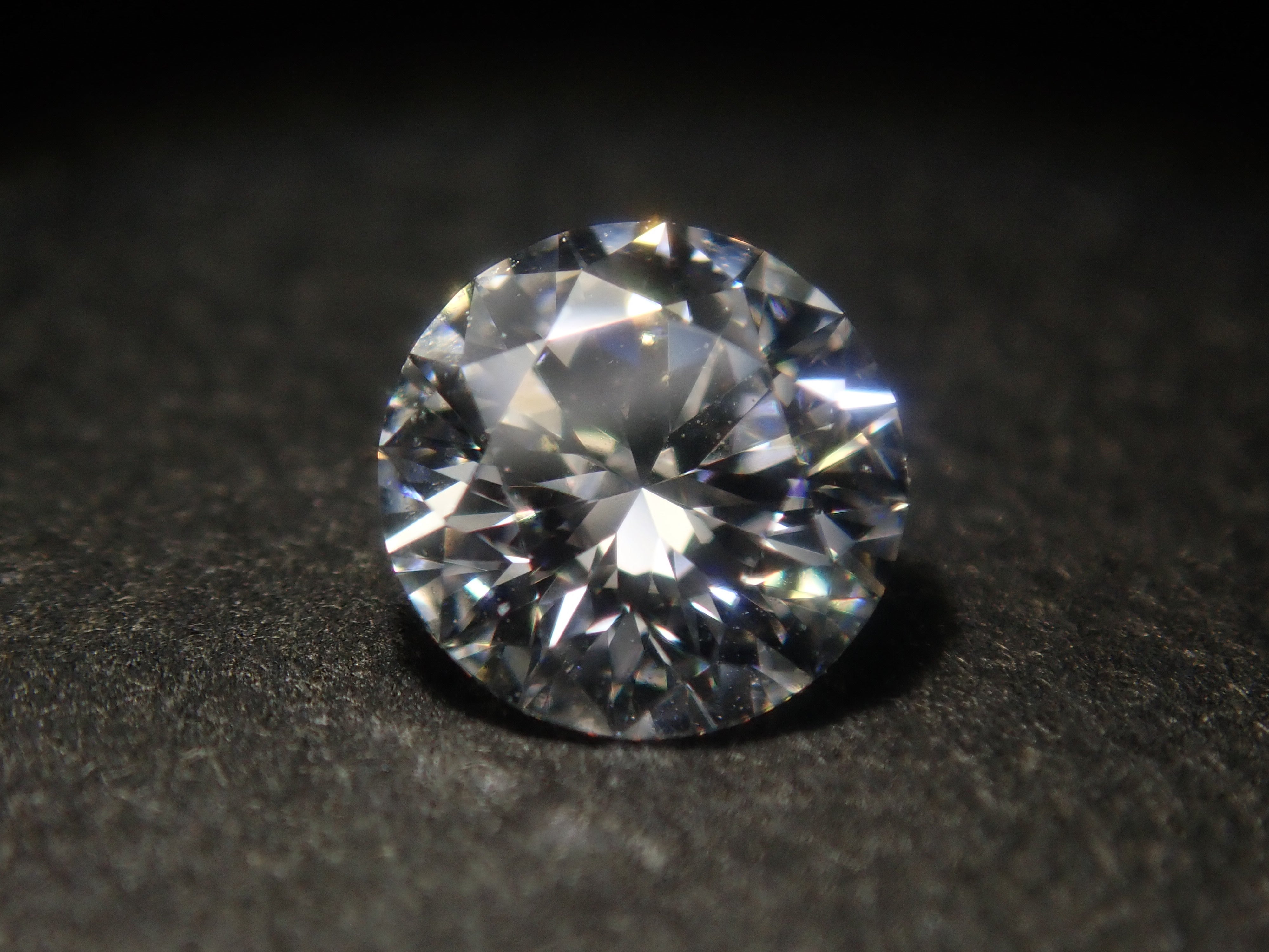 【3/6 22時販売】《限定13石》通常39,800円のD/IF/3EXのラボグロウンダイヤモンドや通常59,800円のさくらインカットYAGなど合成ガチャ(さらに合成アレキサンドライト付き)《複数購入割引有》