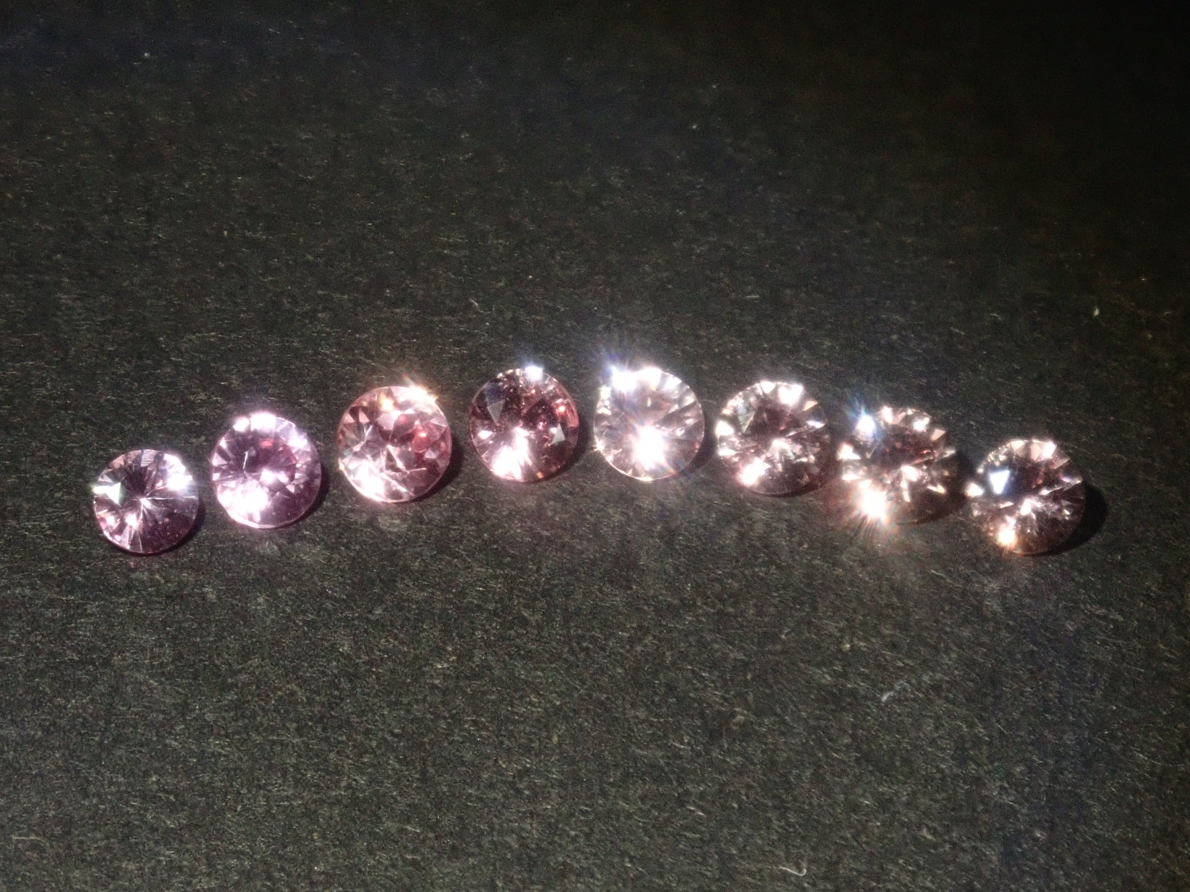 【3/6 22時販売】《限定9石》パパラチアサファイアガチャ(さらに、プリンセスカットのサファイア付き)《複数購入割引有》