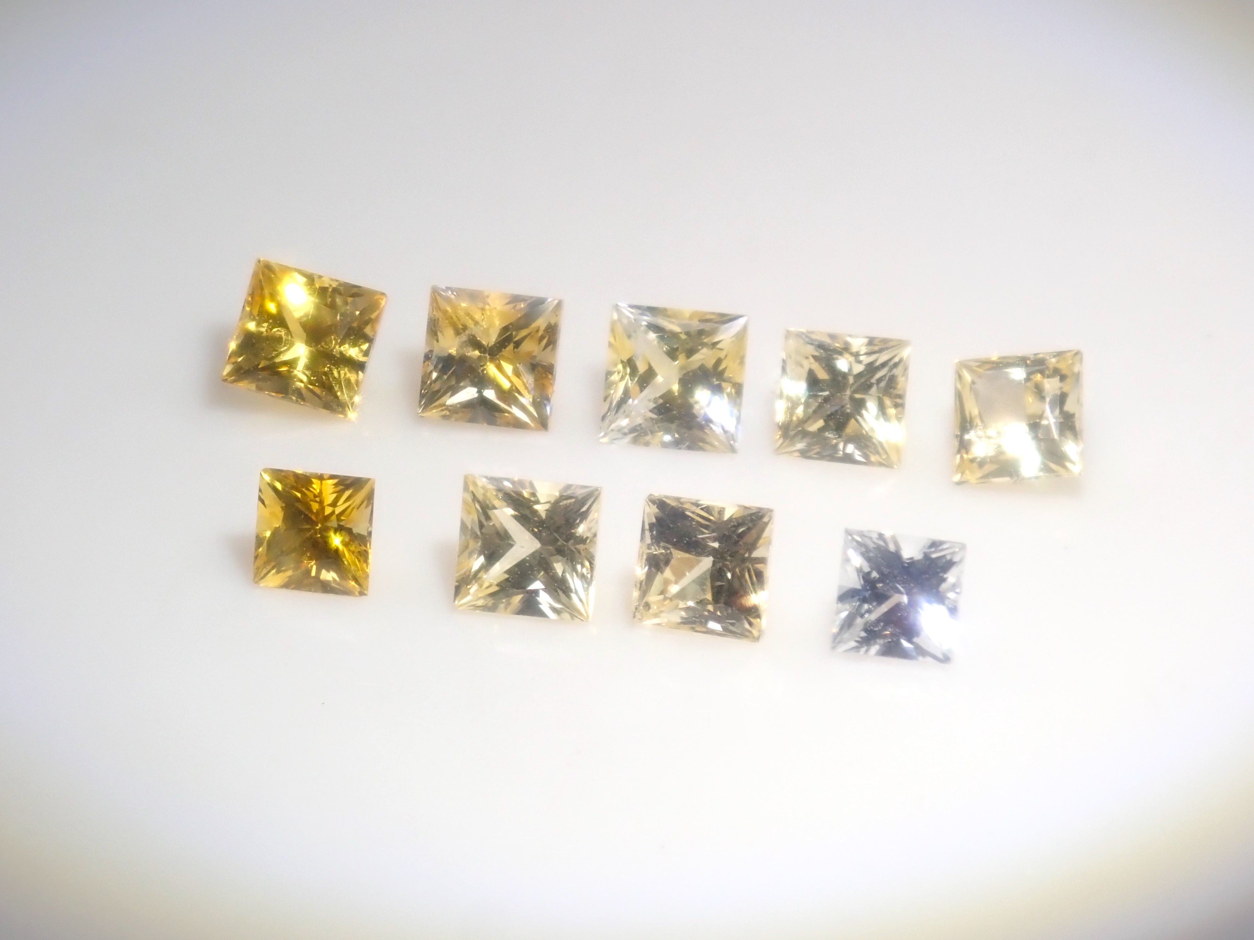 【3/6 22時販売】《限定9石》パパラチアサファイアガチャ(さらに、プリンセスカットのサファイア付き)《複数購入割引有》