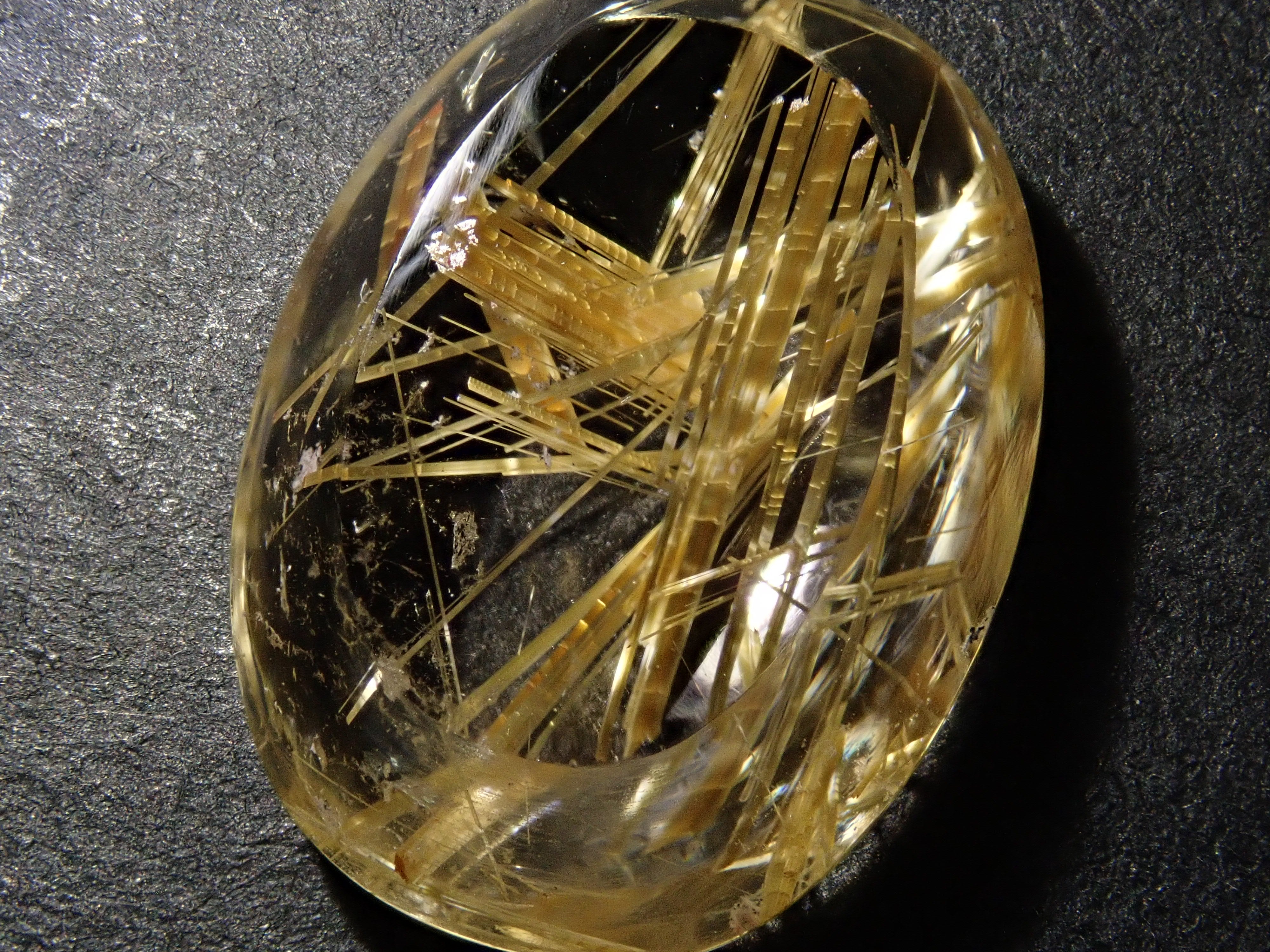 ルチルレイテッドクォーツ 7.440ctルース(太陽ルチルクォーツ)