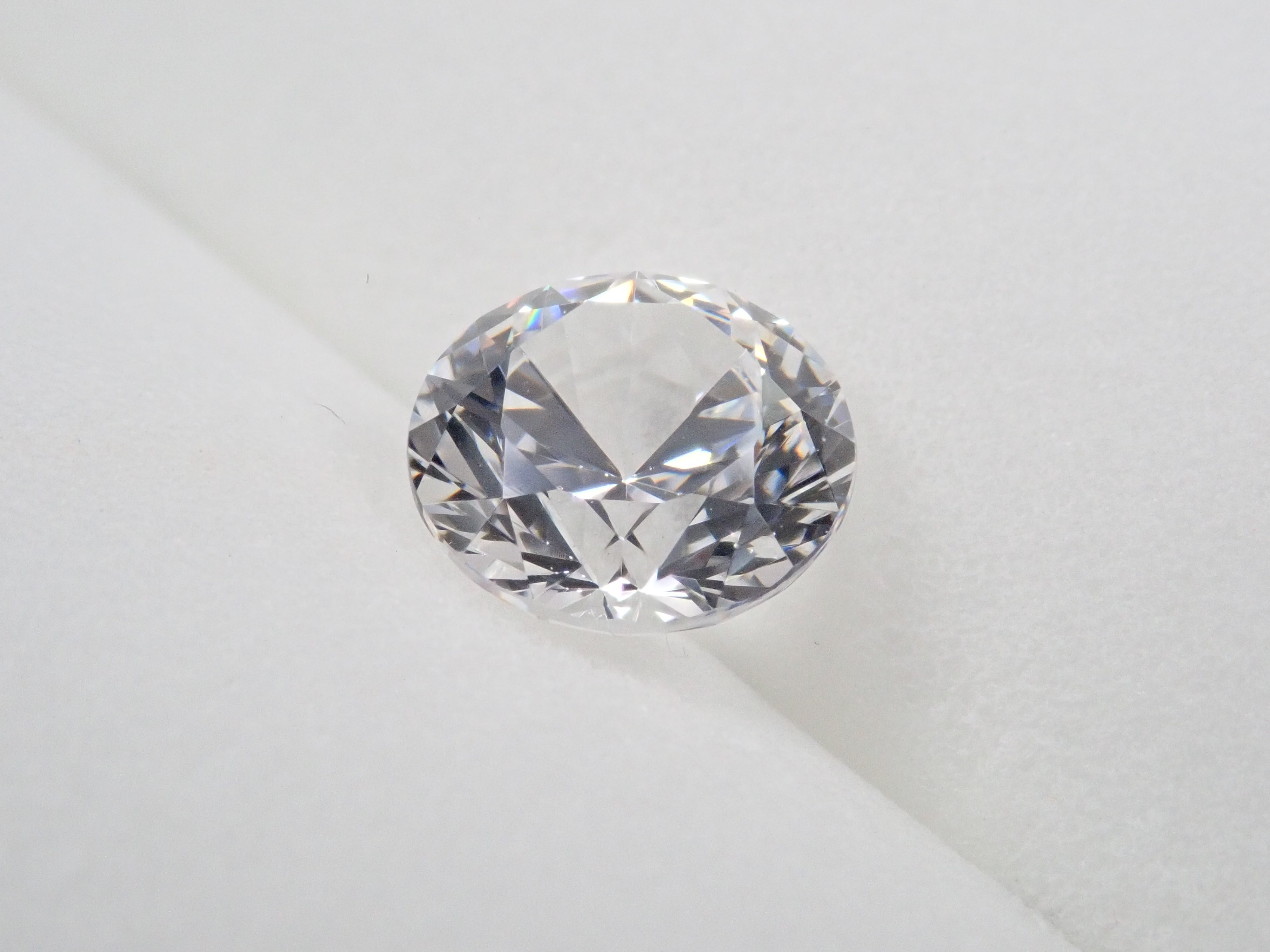 YAG(イットリウムアルミニウムガーネット) 1.927ctルース