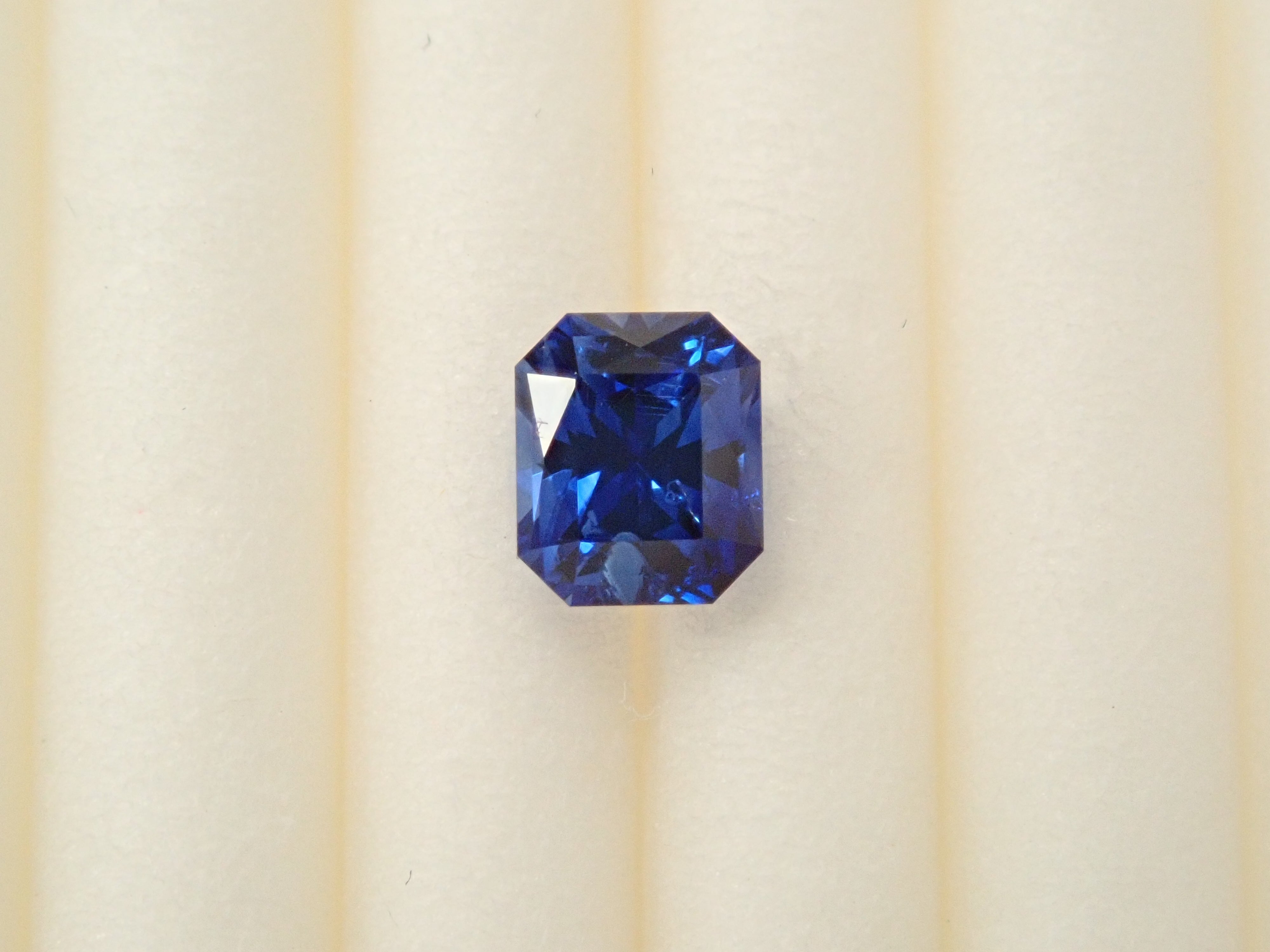 【12561936掲載】ブルーサファイア 0.347ctルース