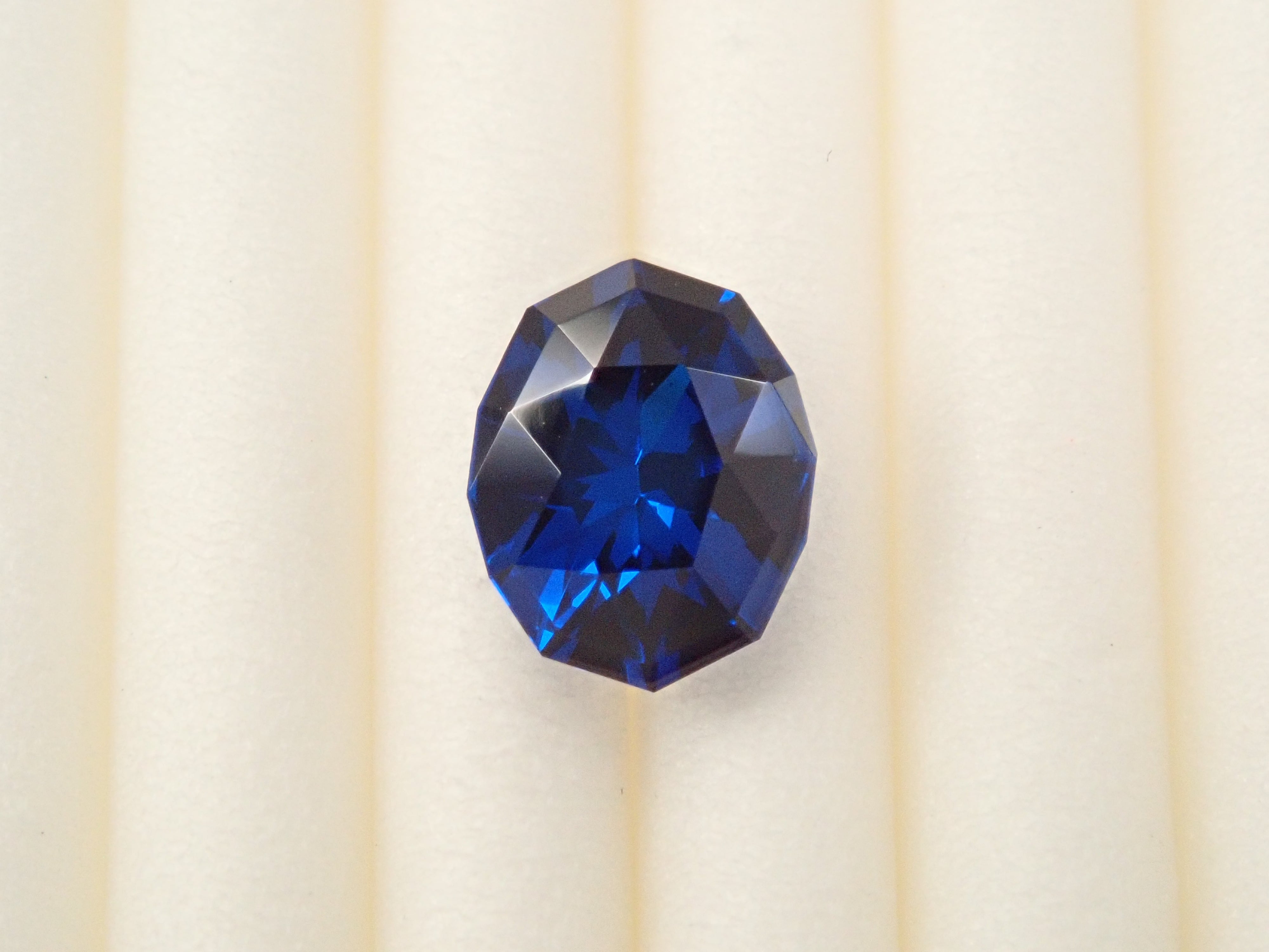 【12561923掲載】合成コバルトスピネル 0.831ctルース