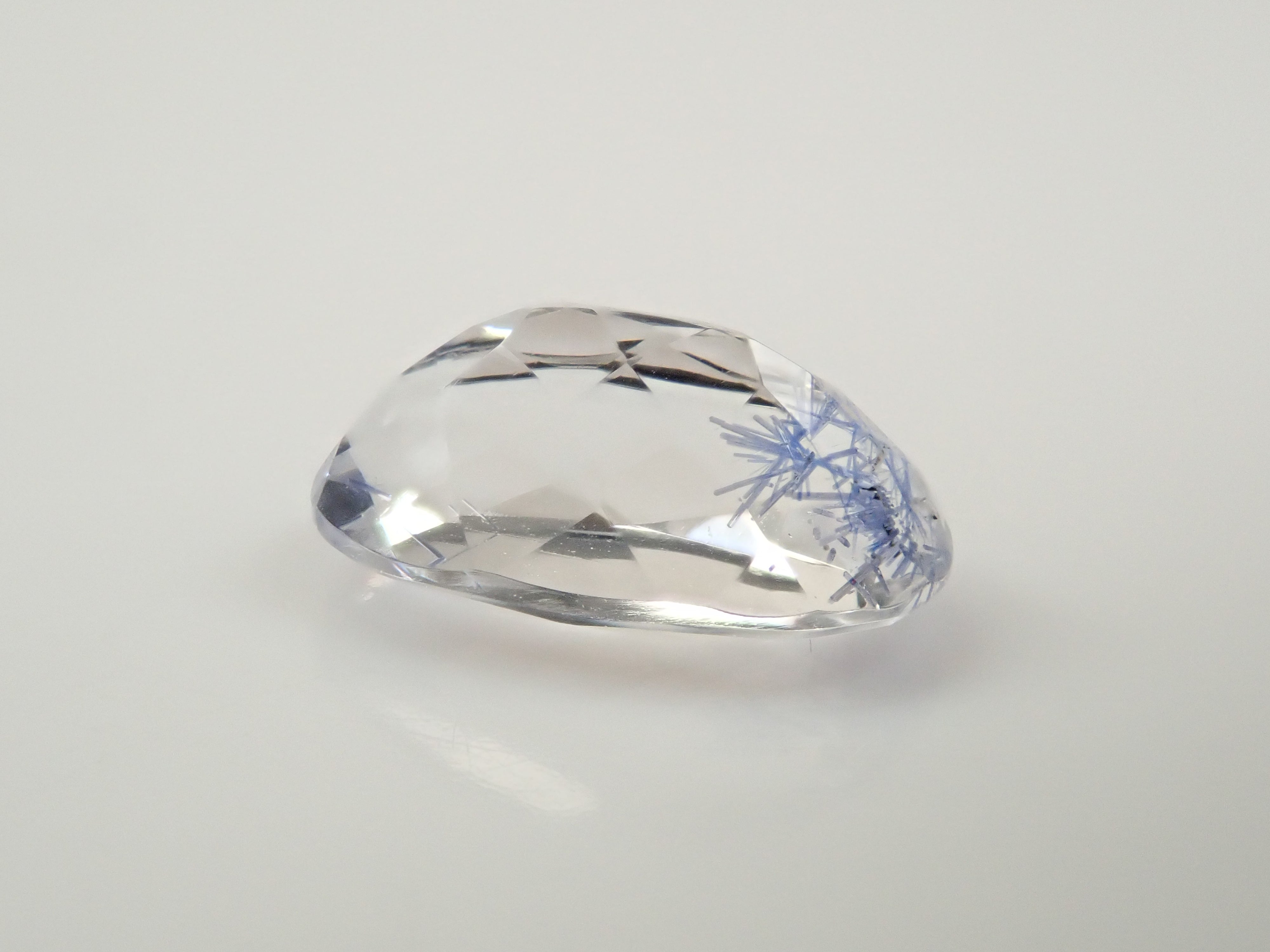 【12562083掲載】ブラジル産デュモルチェライトインクォーツ 1.060ctルース