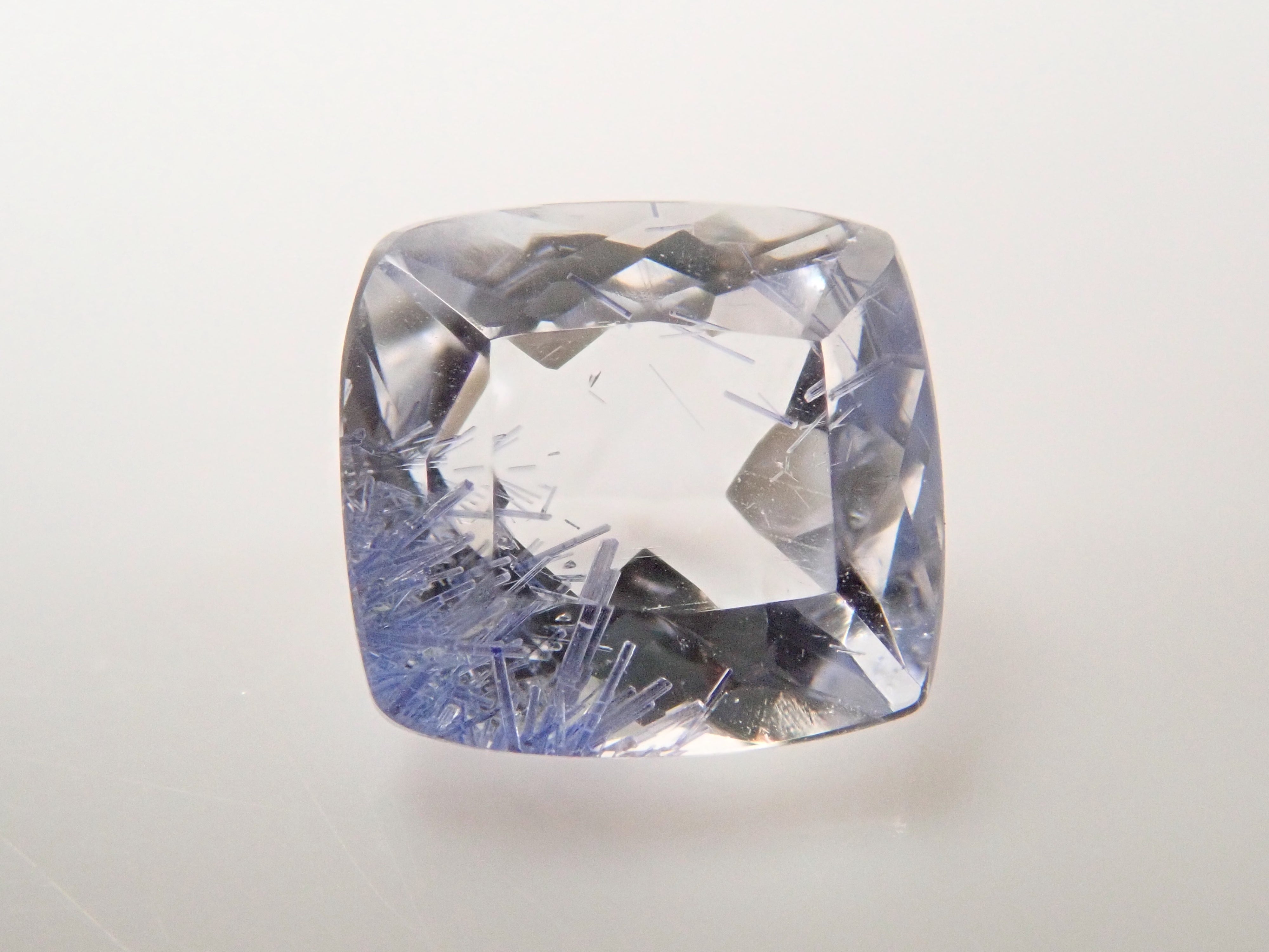 【3/17 22時販売】ブラジル産デュモルチェライトインクォーツ 0.522ctルース