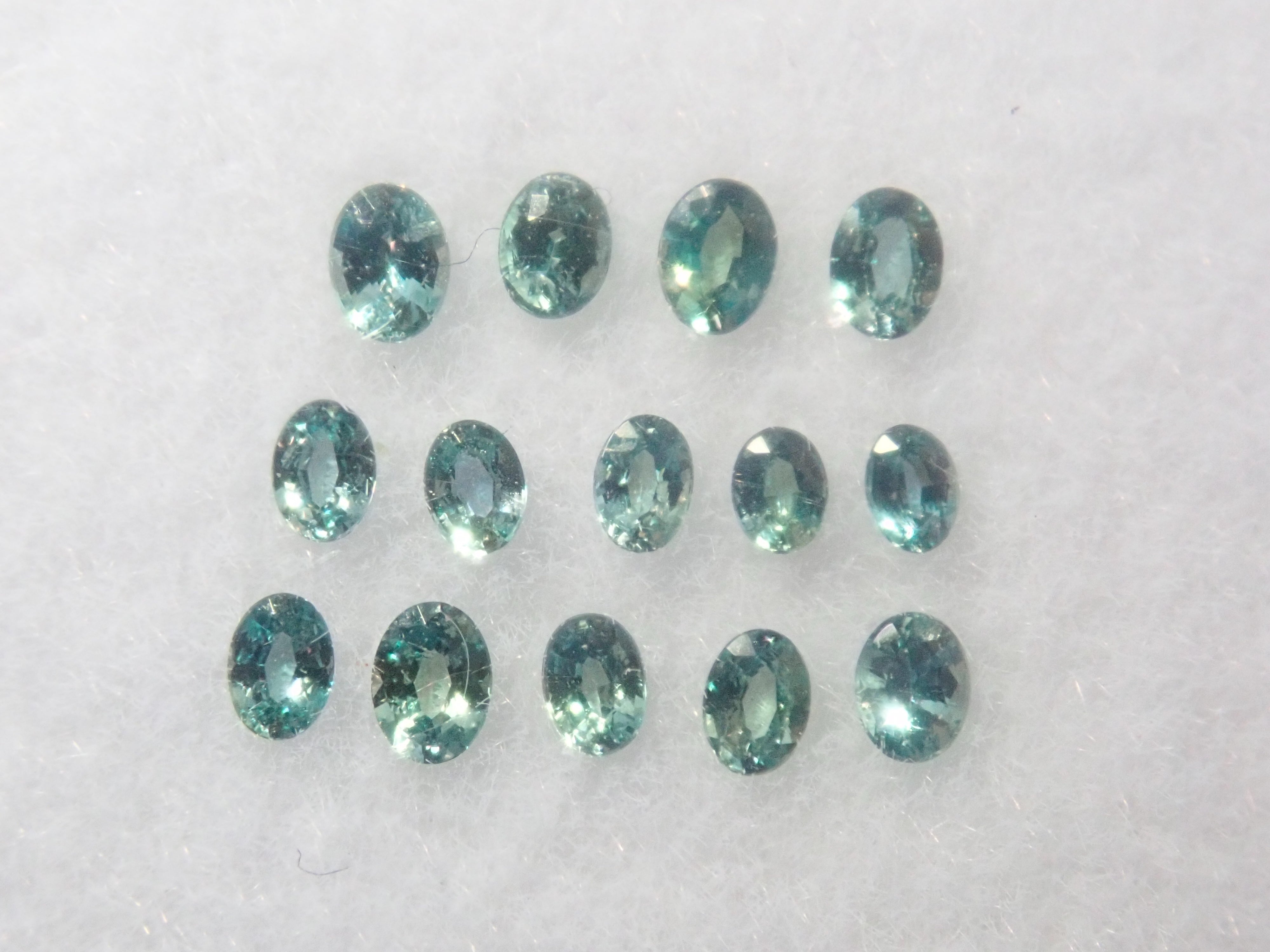 【3/6 22時販売】《ツーソン新着》ブラジル産アレキサンドライト1石ルース(メレサイズのトップクオリティ,ヘマチタ鉱山)《複数購入割引有》