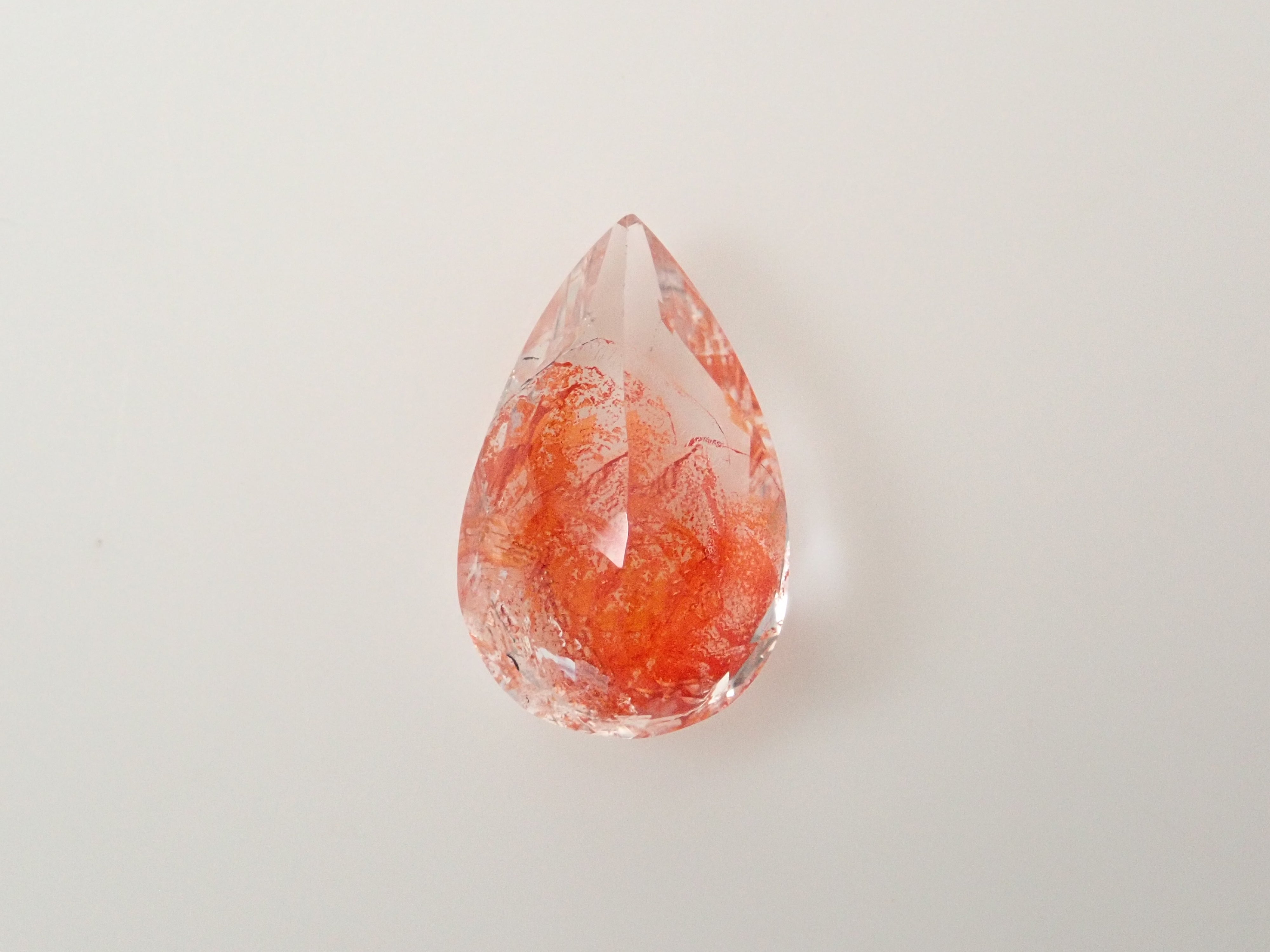 【12562074掲載】ブラジル産ライモナイトインクォーツ(オーロラクォーツ) 1.894ctルース