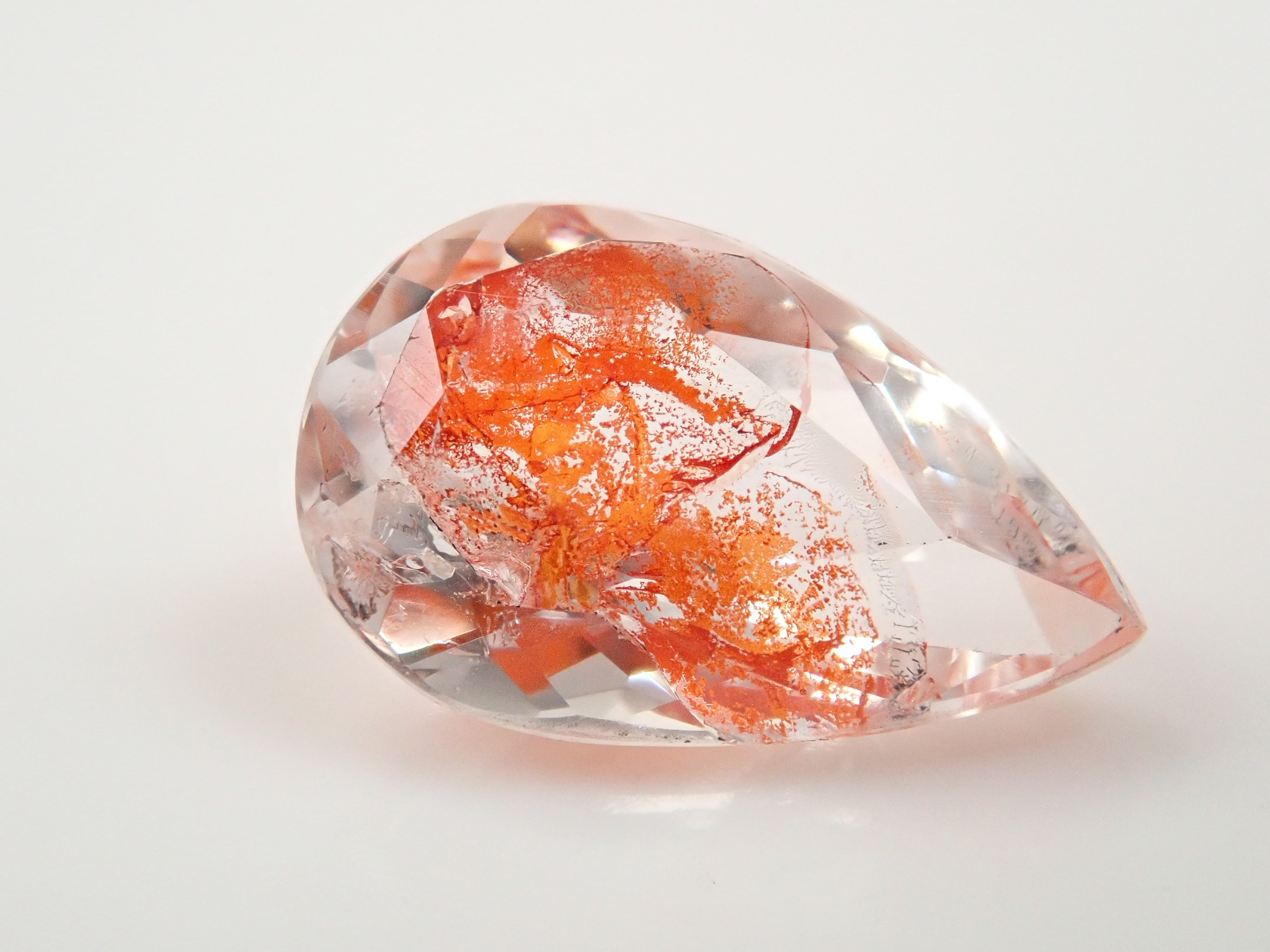 【12562074掲載】ブラジル産ライモナイトインクォーツ(オーロラクォーツ) 1.894ctルース