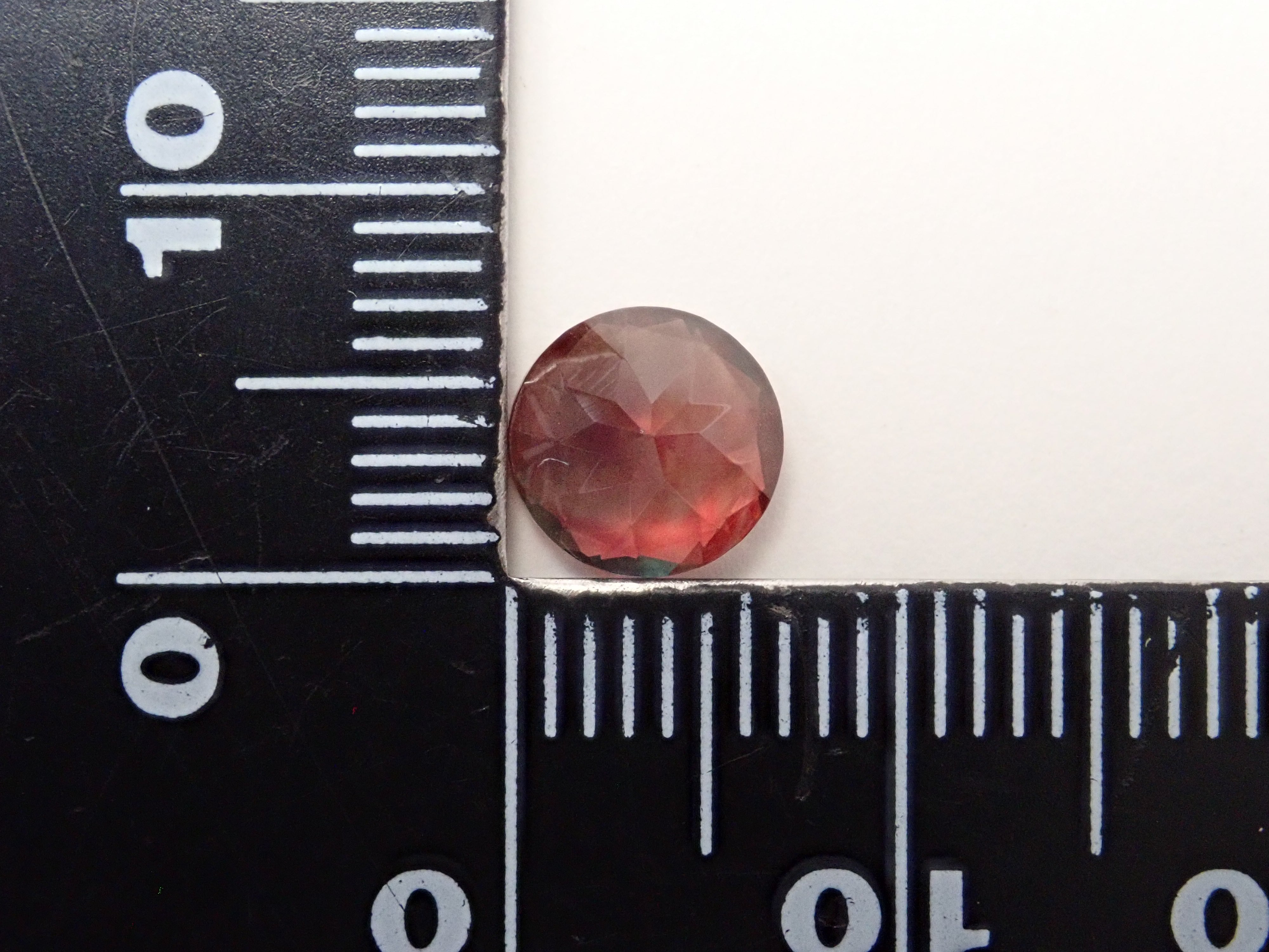 【12562075掲載】アメリカ産オレゴンサンストーン 1.366ctルース