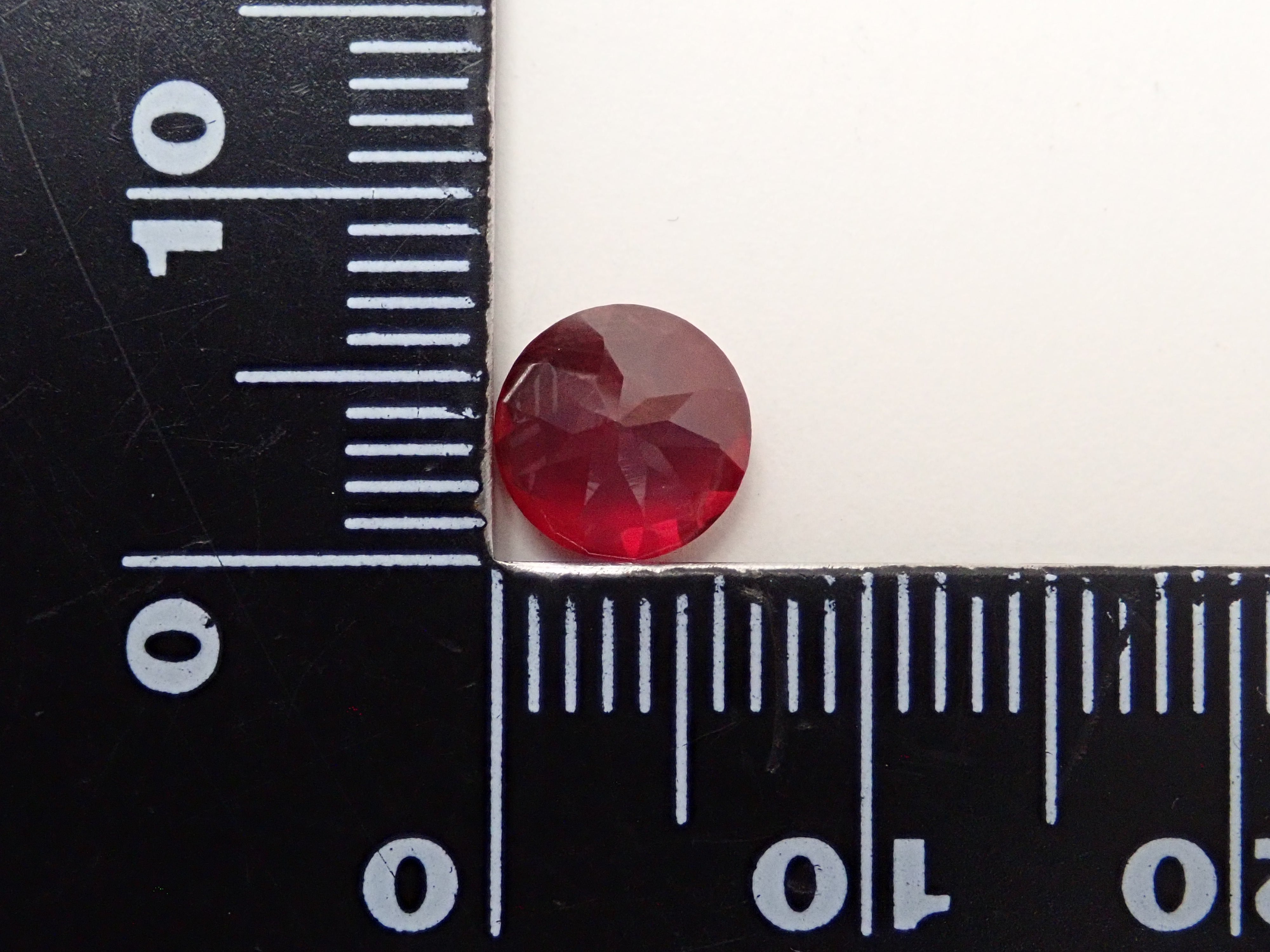 【12562077掲載】アメリカ産オレゴンサンストーン 1.356ctルース