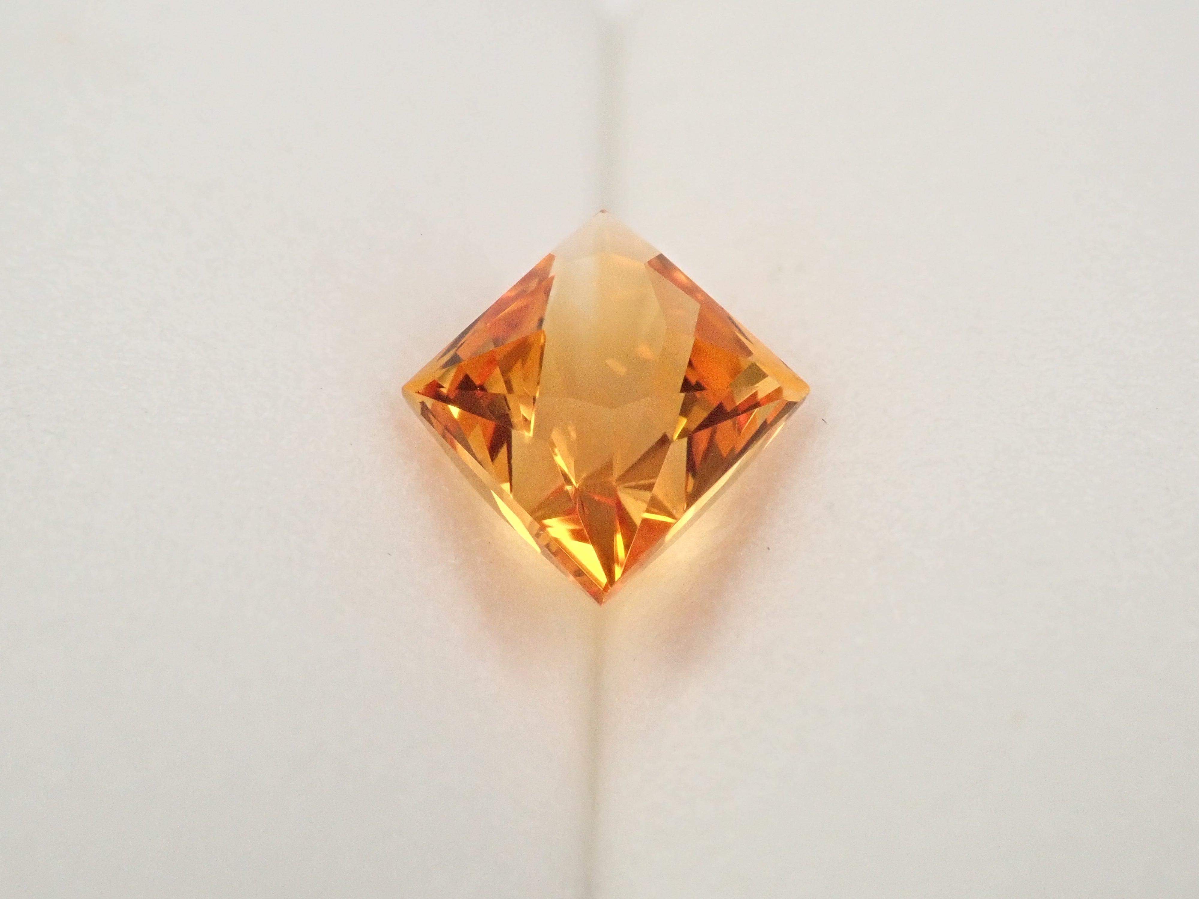 【12562100掲載】ブラジル産シトリン 1.852ctルース