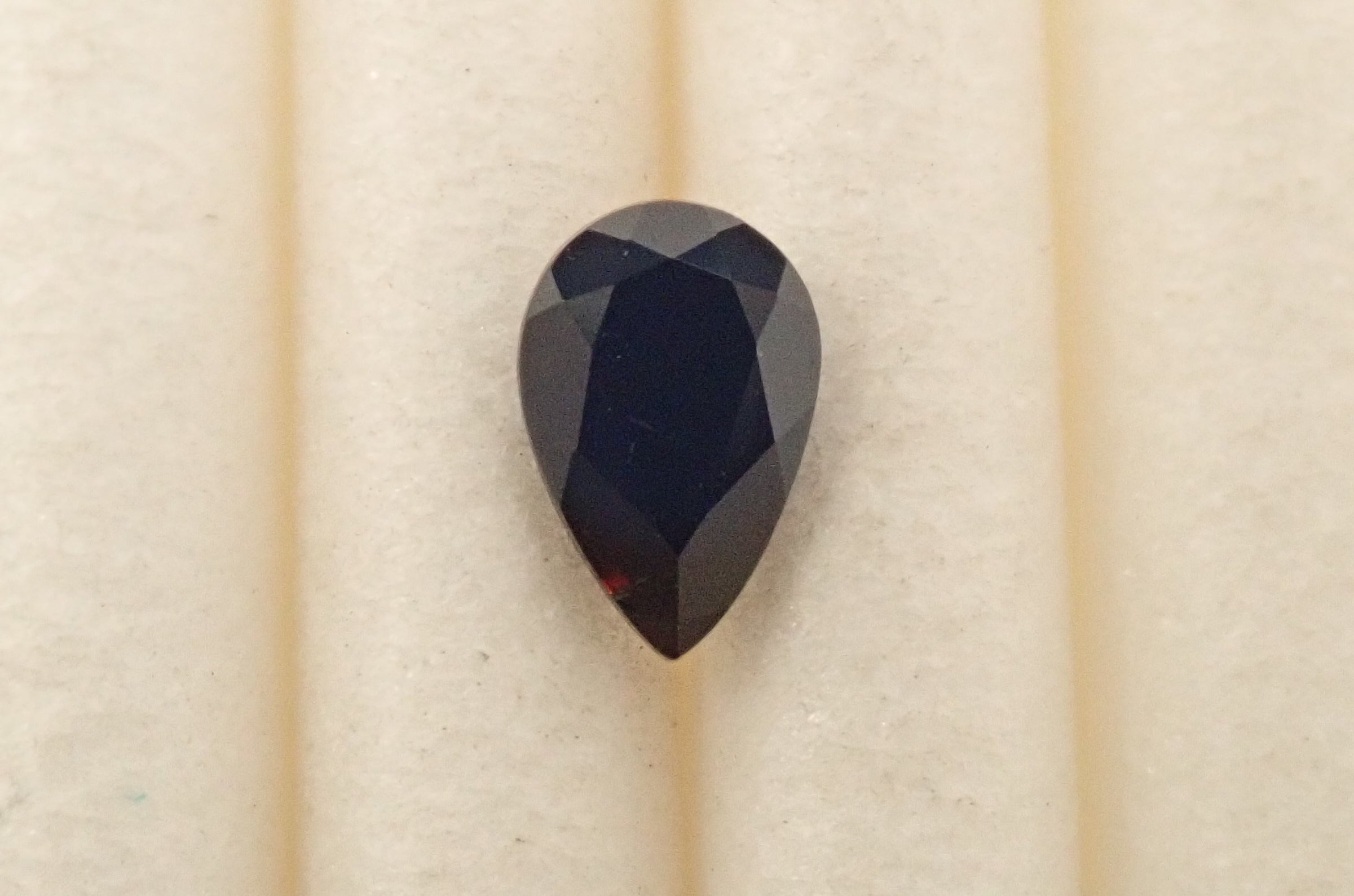 【3/14 22時販売】アメリカ産ネプチュナイト 0.207ctルース 鑑別書