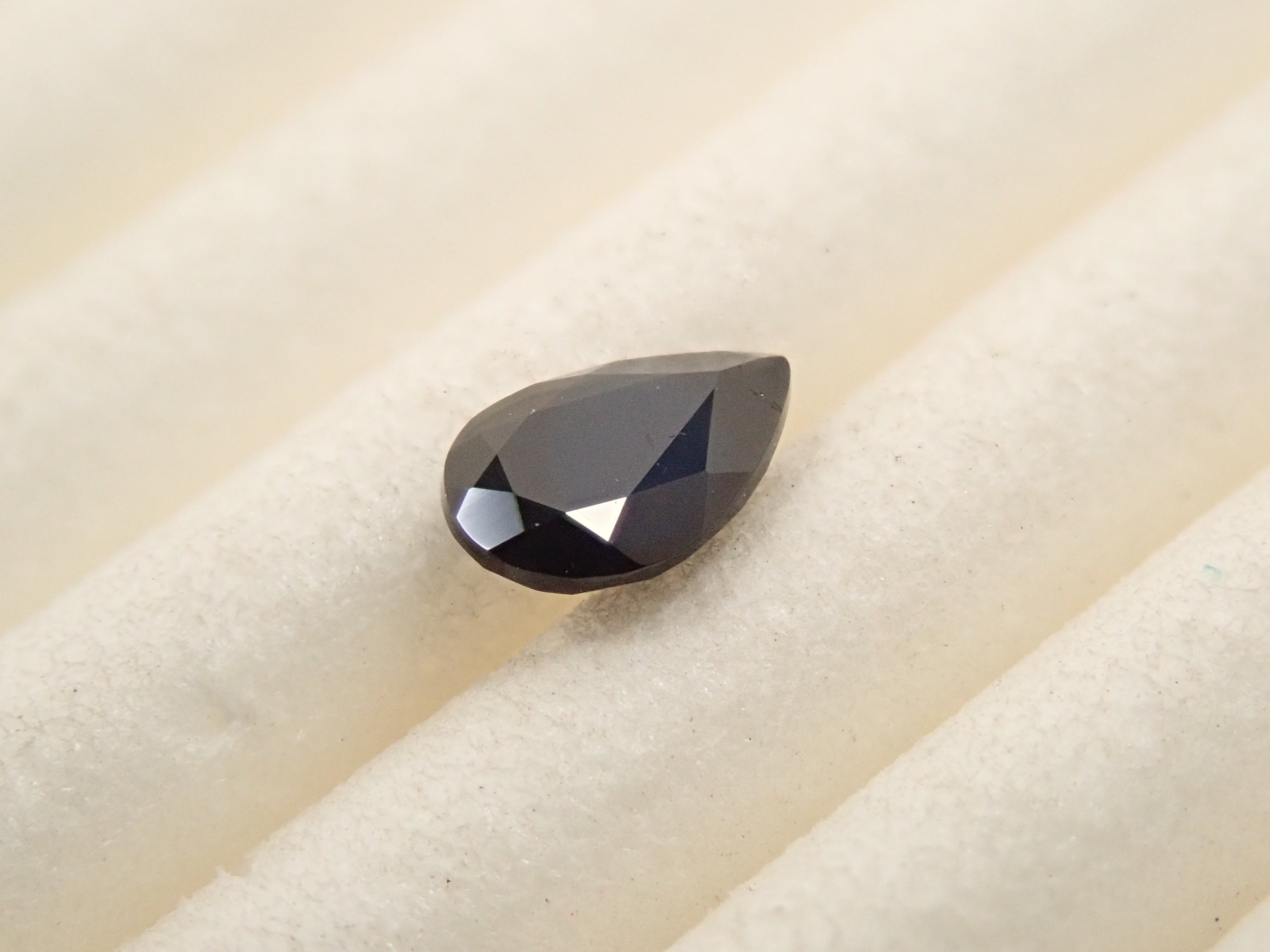 【12562062掲載】アメリカ産ネプチュナイト 0.207ctルース