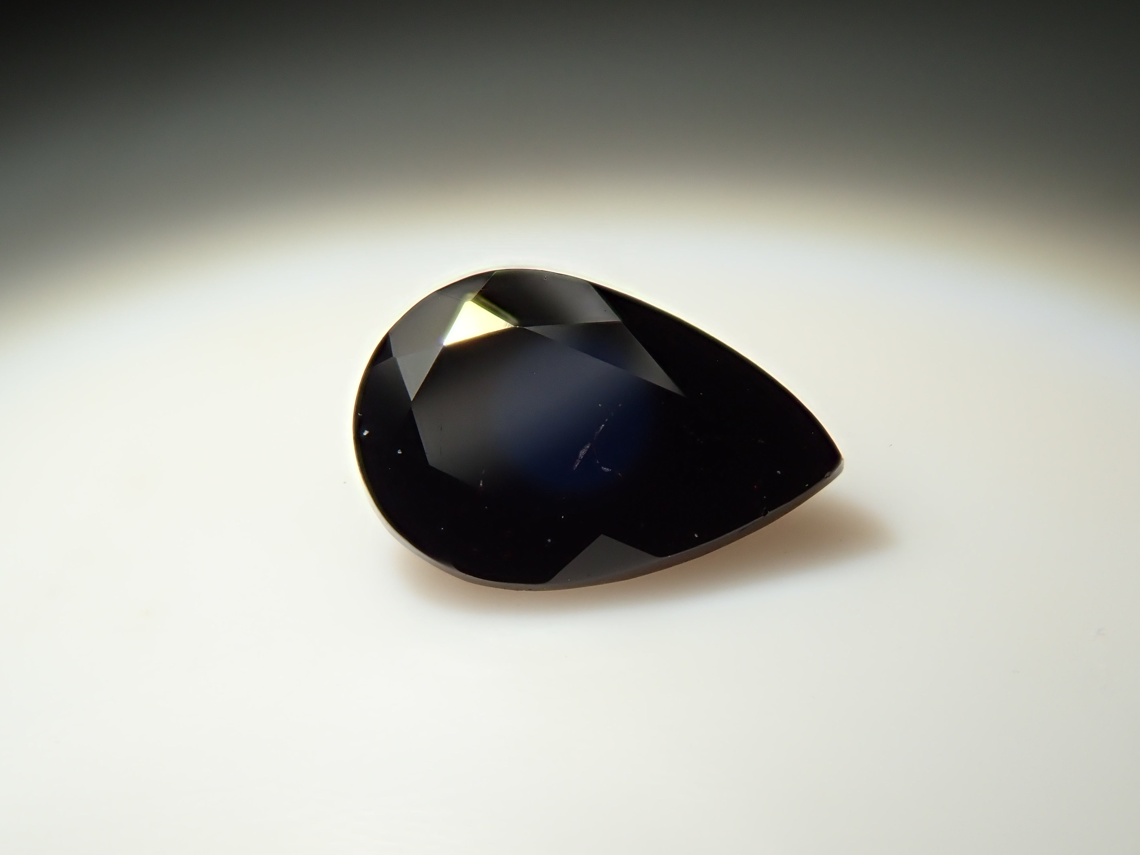 【12562062掲載】アメリカ産ネプチュナイト 0.207ctルース