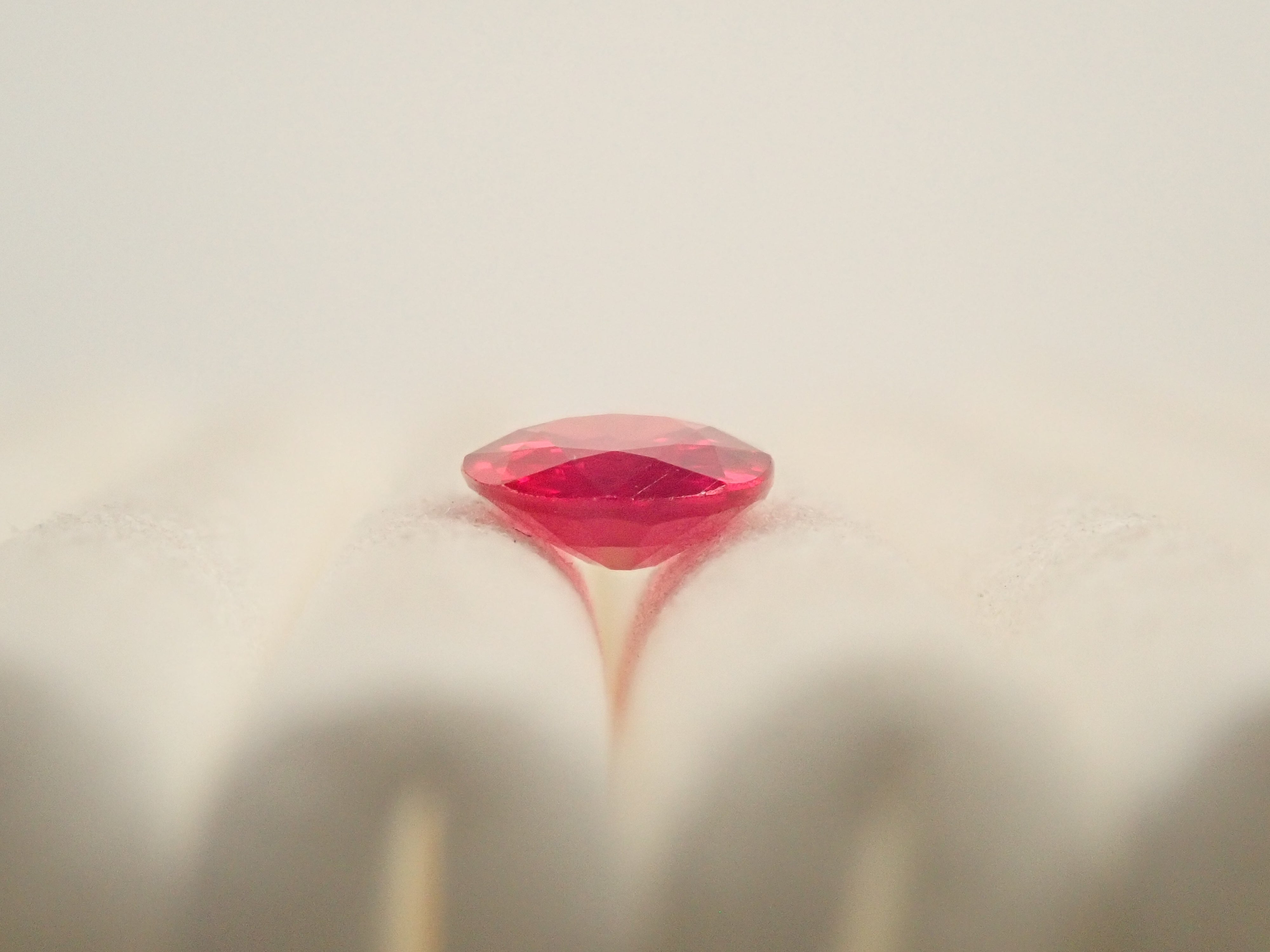 非加熱ピジョンブラッドルビー 0.380ctルース