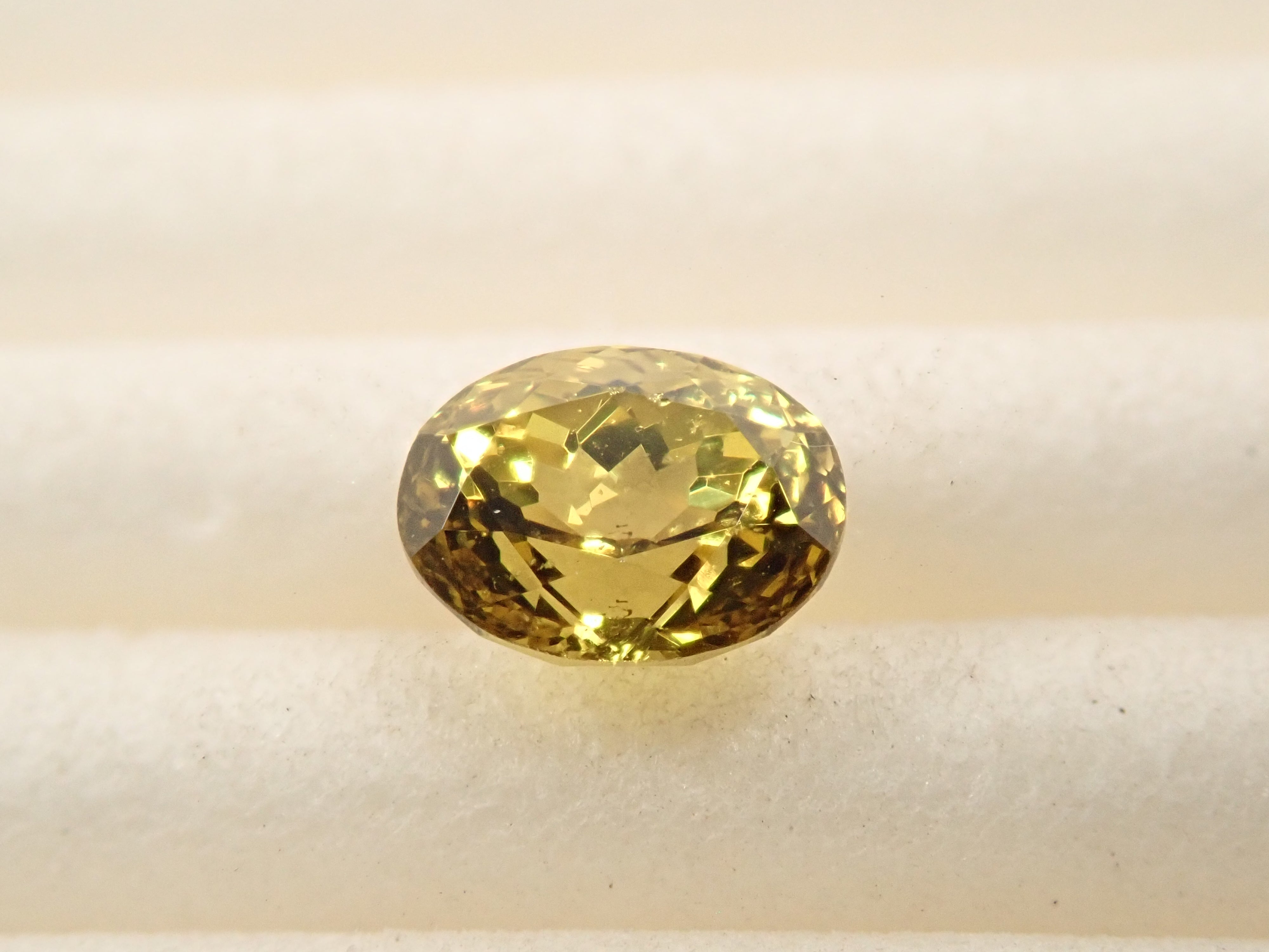 【12559534掲載】マリガーネット(グロッシュラー/アンドラダイト・ガーネット) 0.675ctルース