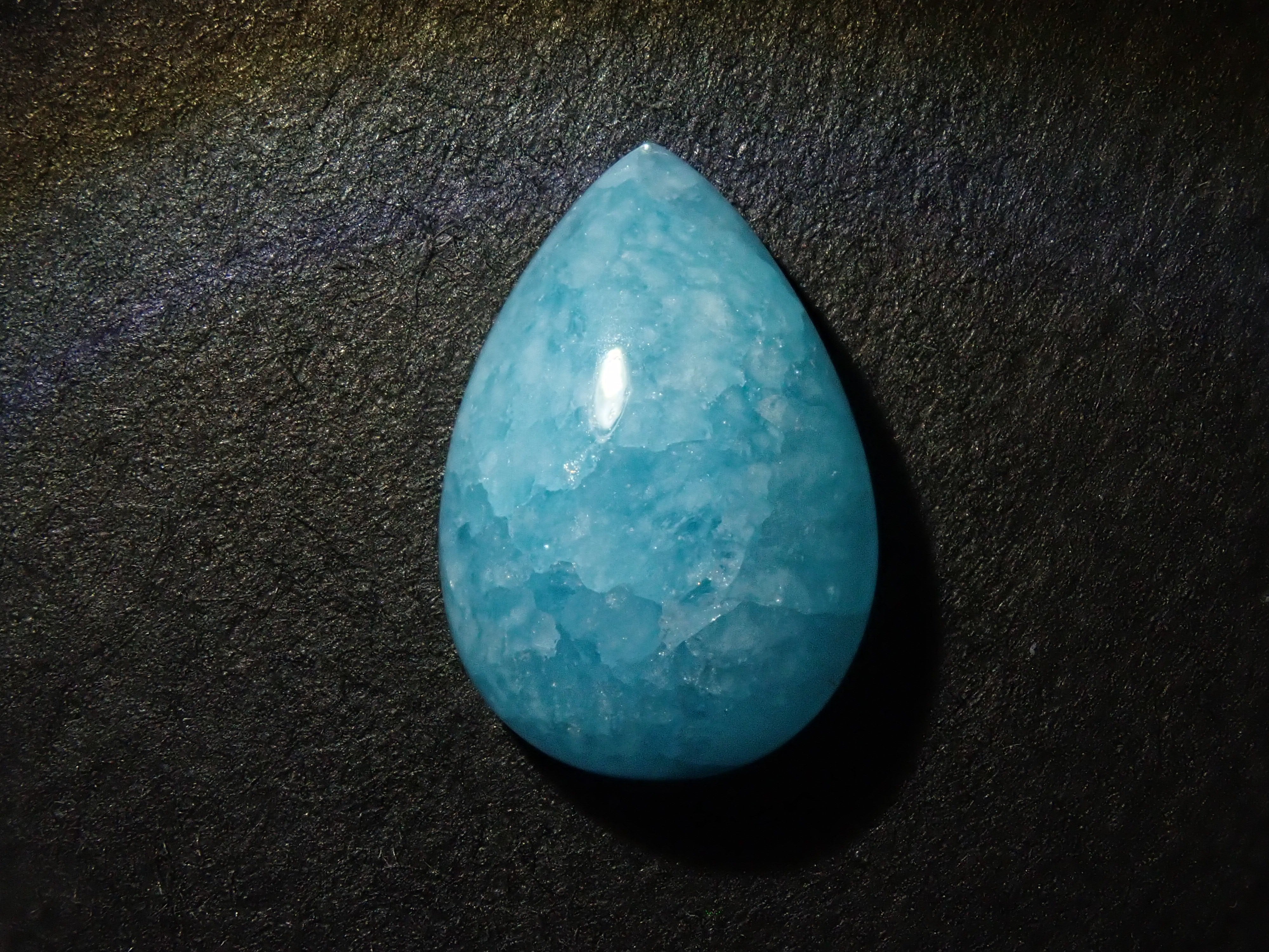 【12562030掲載】コンゴ産ヘミモルファイト 3.510ctルース