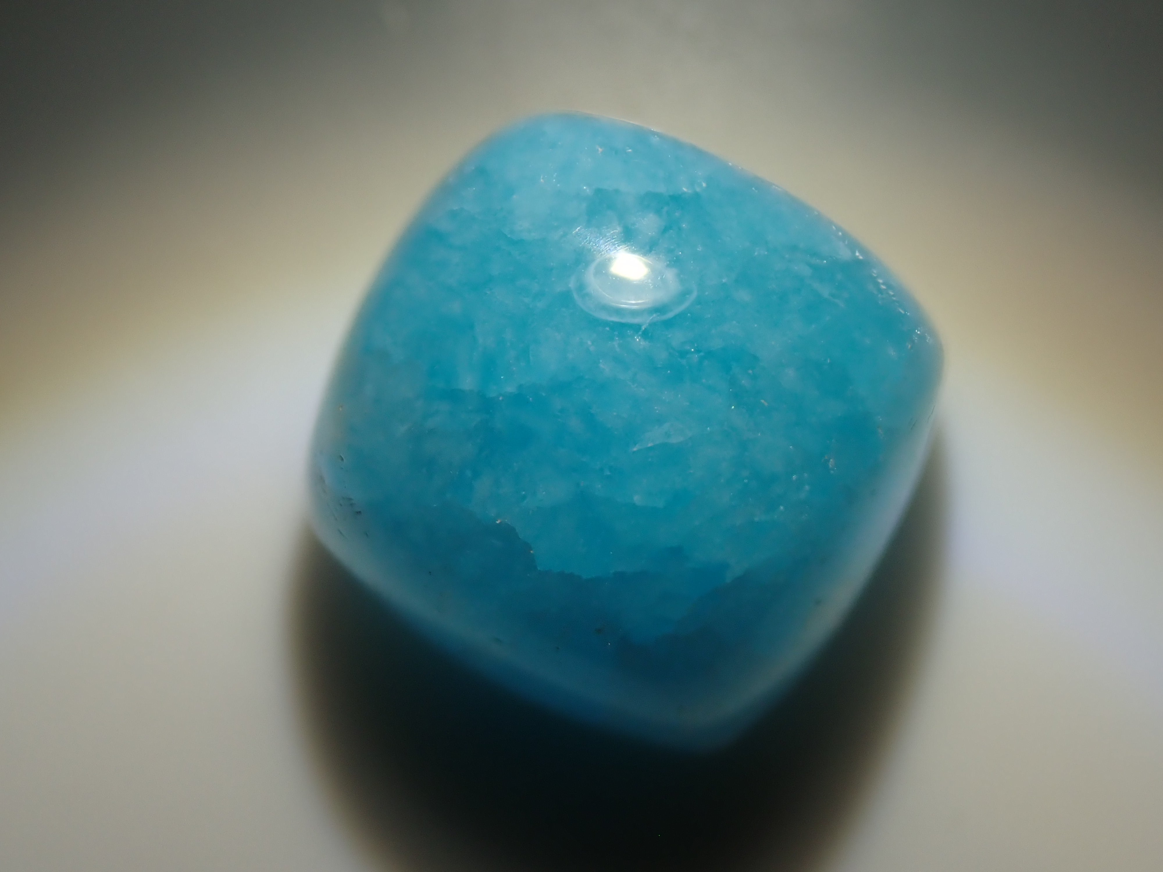 【12562031掲載】コンゴ産ヘミモルファイト 6.928ctルース