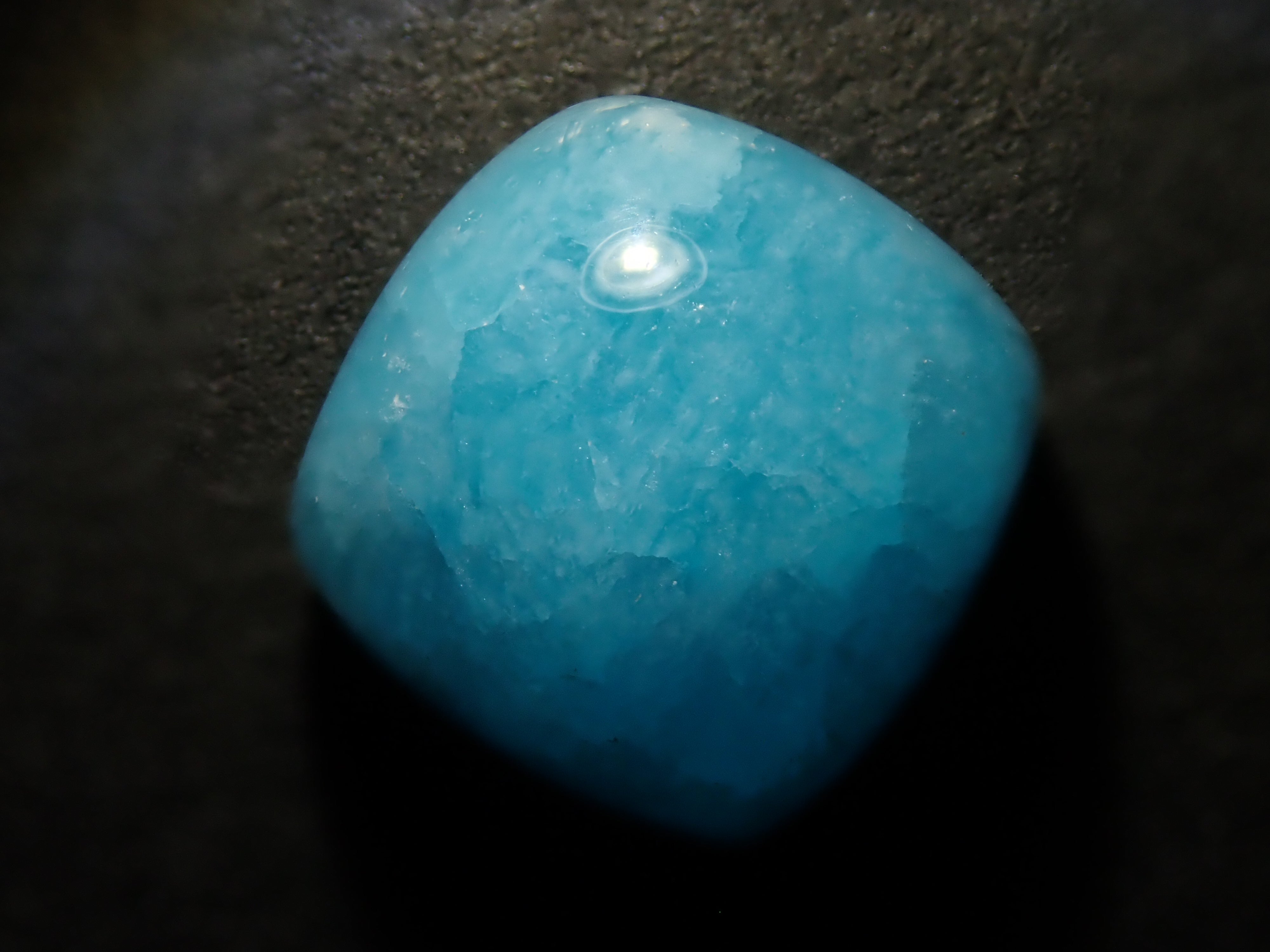 【12562031掲載】コンゴ産ヘミモルファイト 6.928ctルース