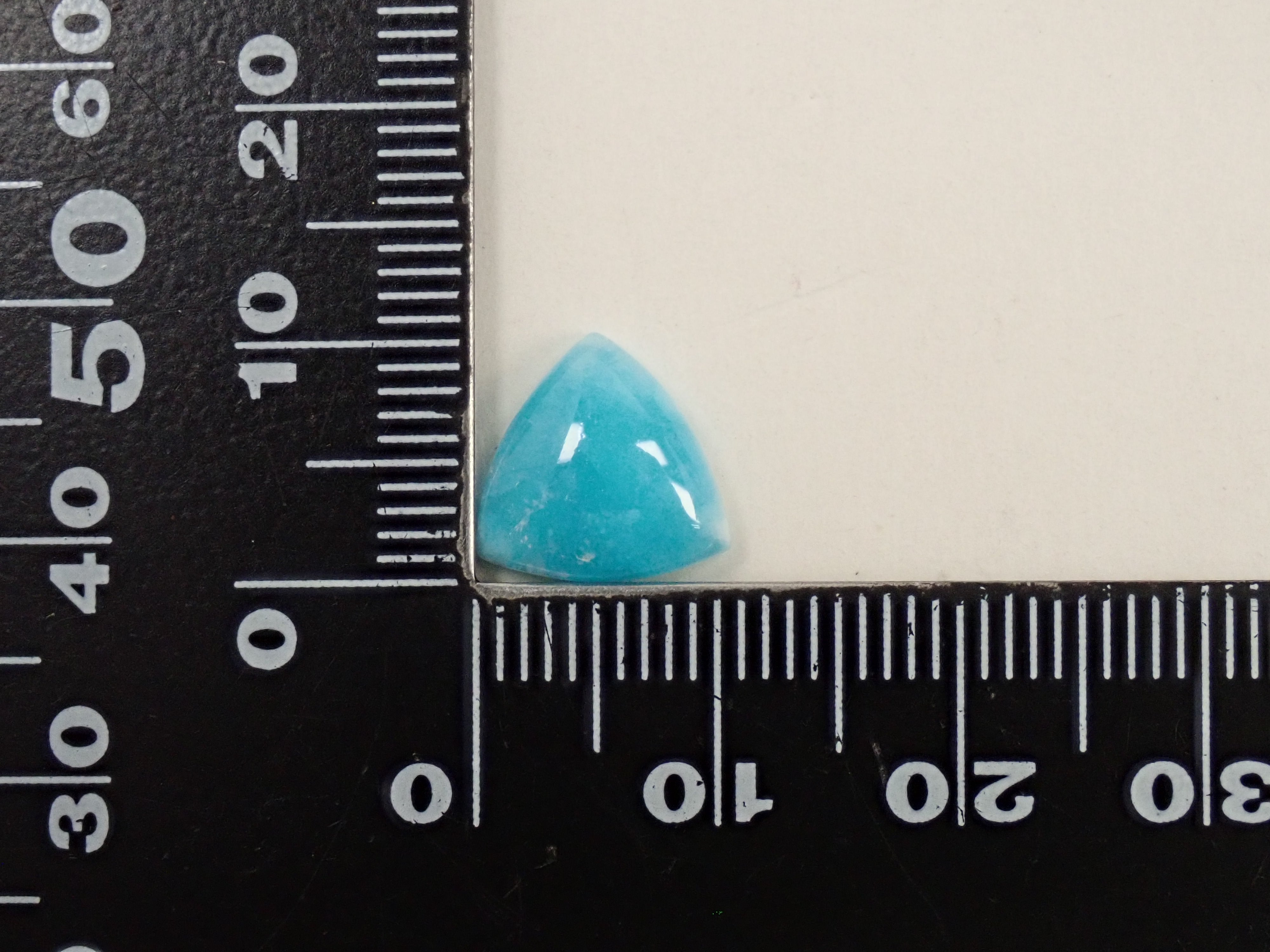 【12562032掲載】コンゴ産ヘミモルファイト 4.009ctルース