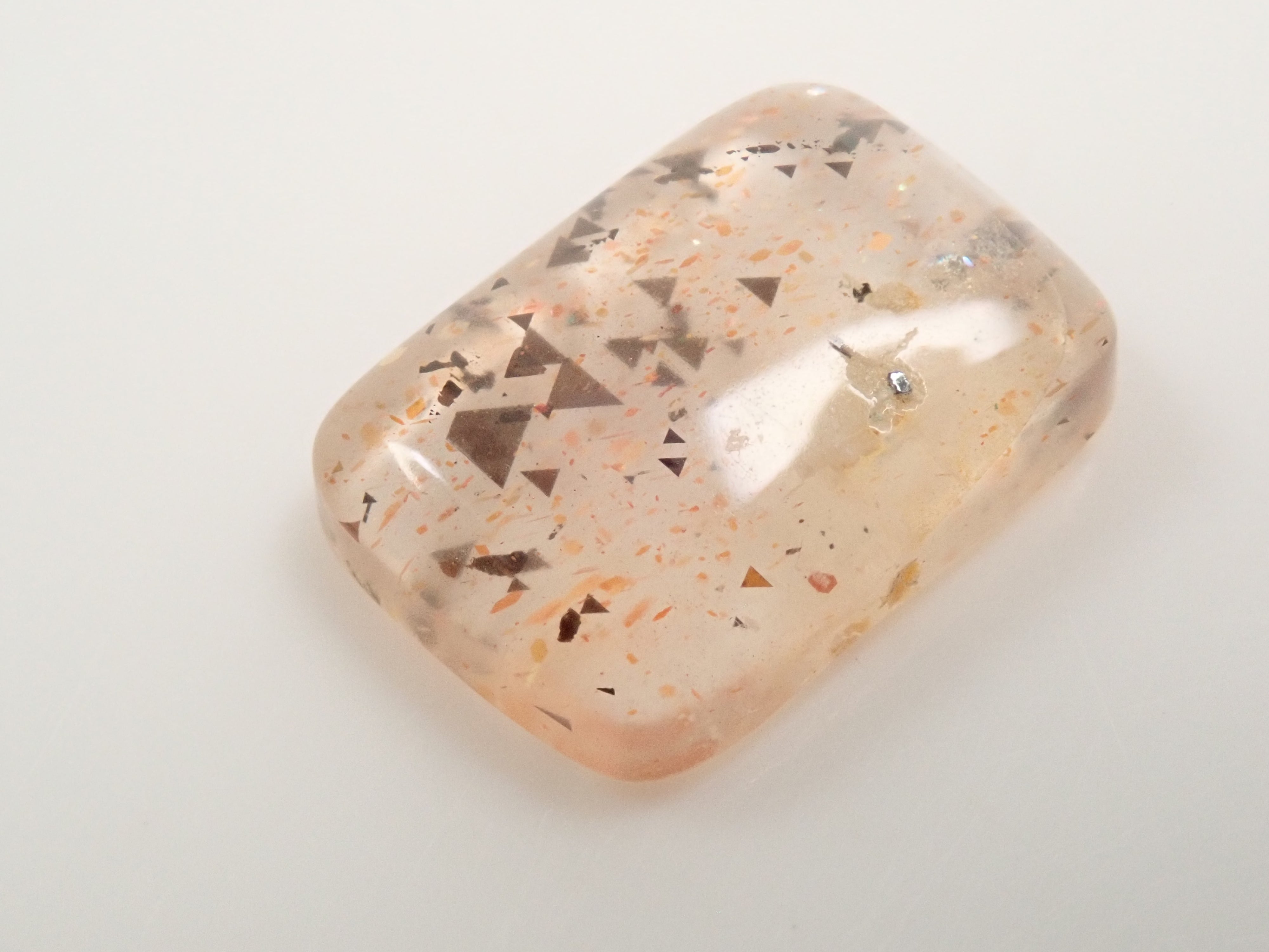 【12562044掲載】オーストラリア産レインボーラティスサンストーン 2.188ctルース