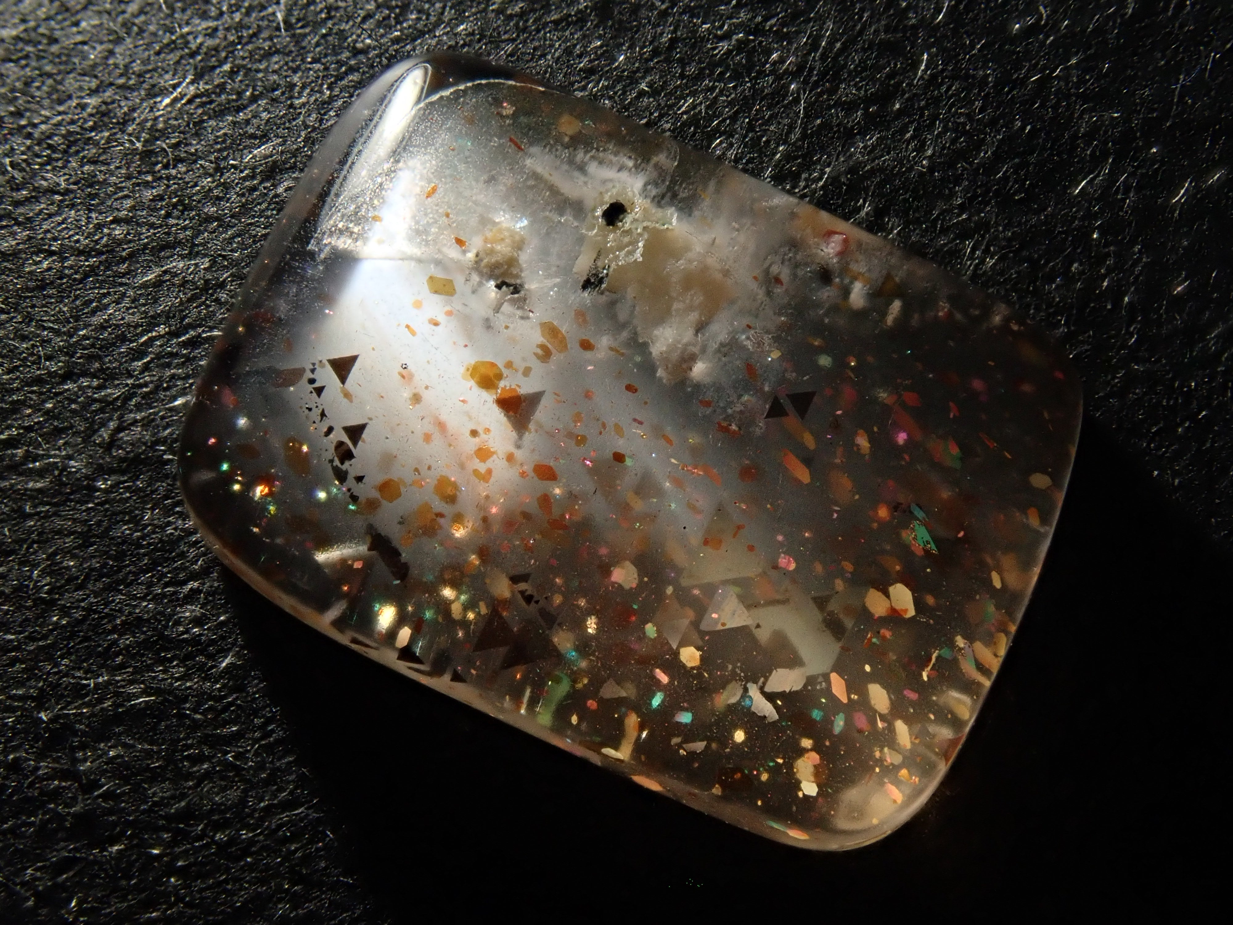 【12562044掲載】オーストラリア産レインボーラティスサンストーン 2.188ctルース