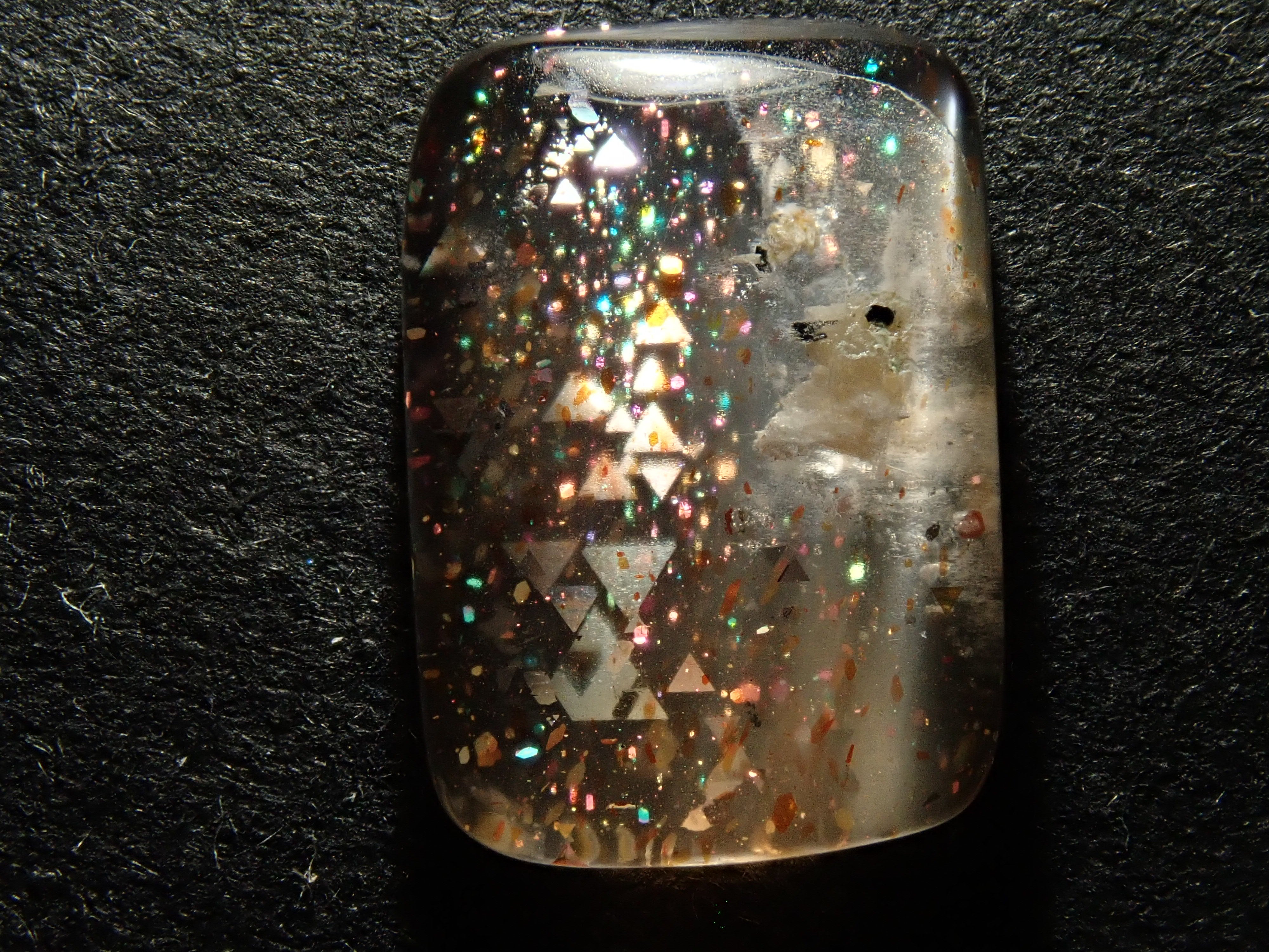 【12562044掲載】オーストラリア産レインボーラティスサンストーン 2.188ctルース