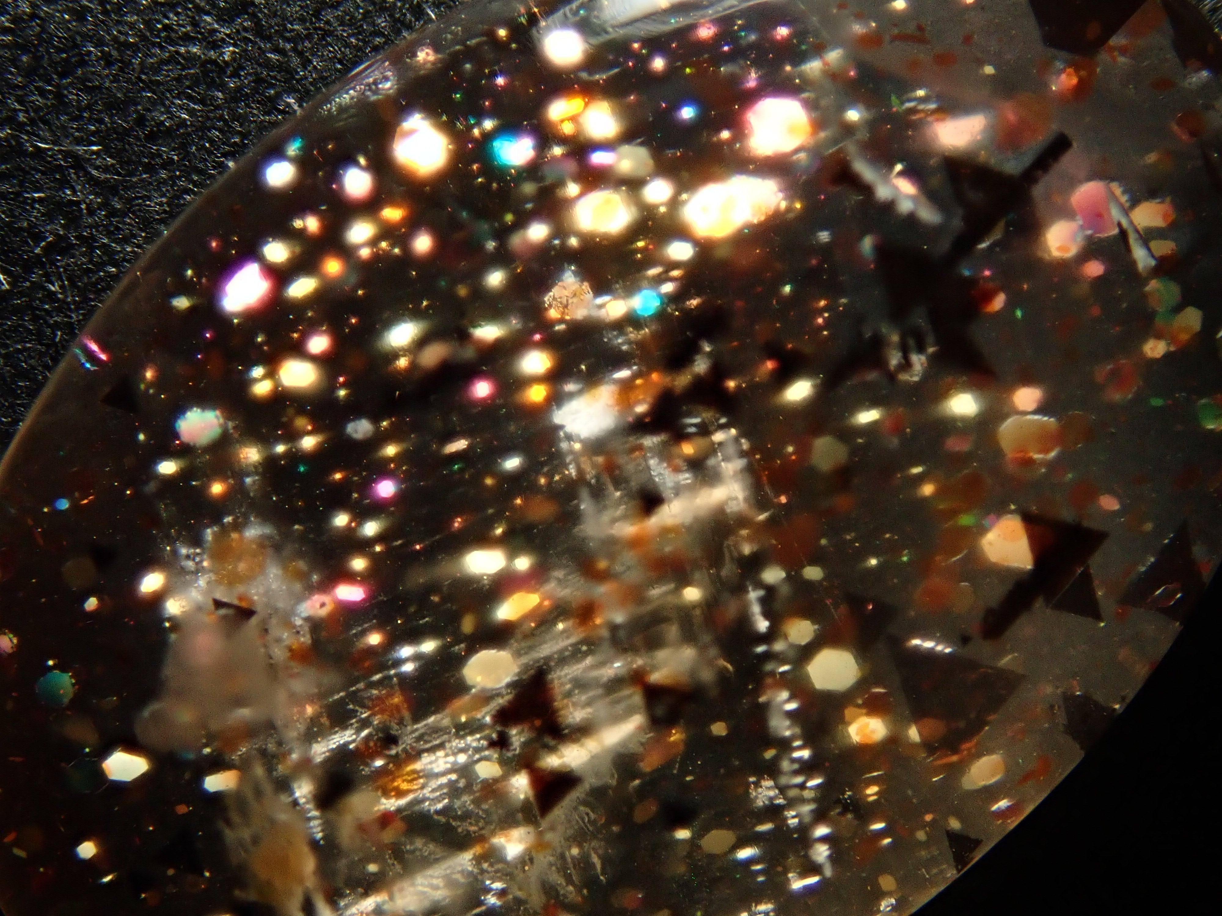 【12562047掲載】オーストラリア産レインボーラティスサンストーン 3.504ctルース