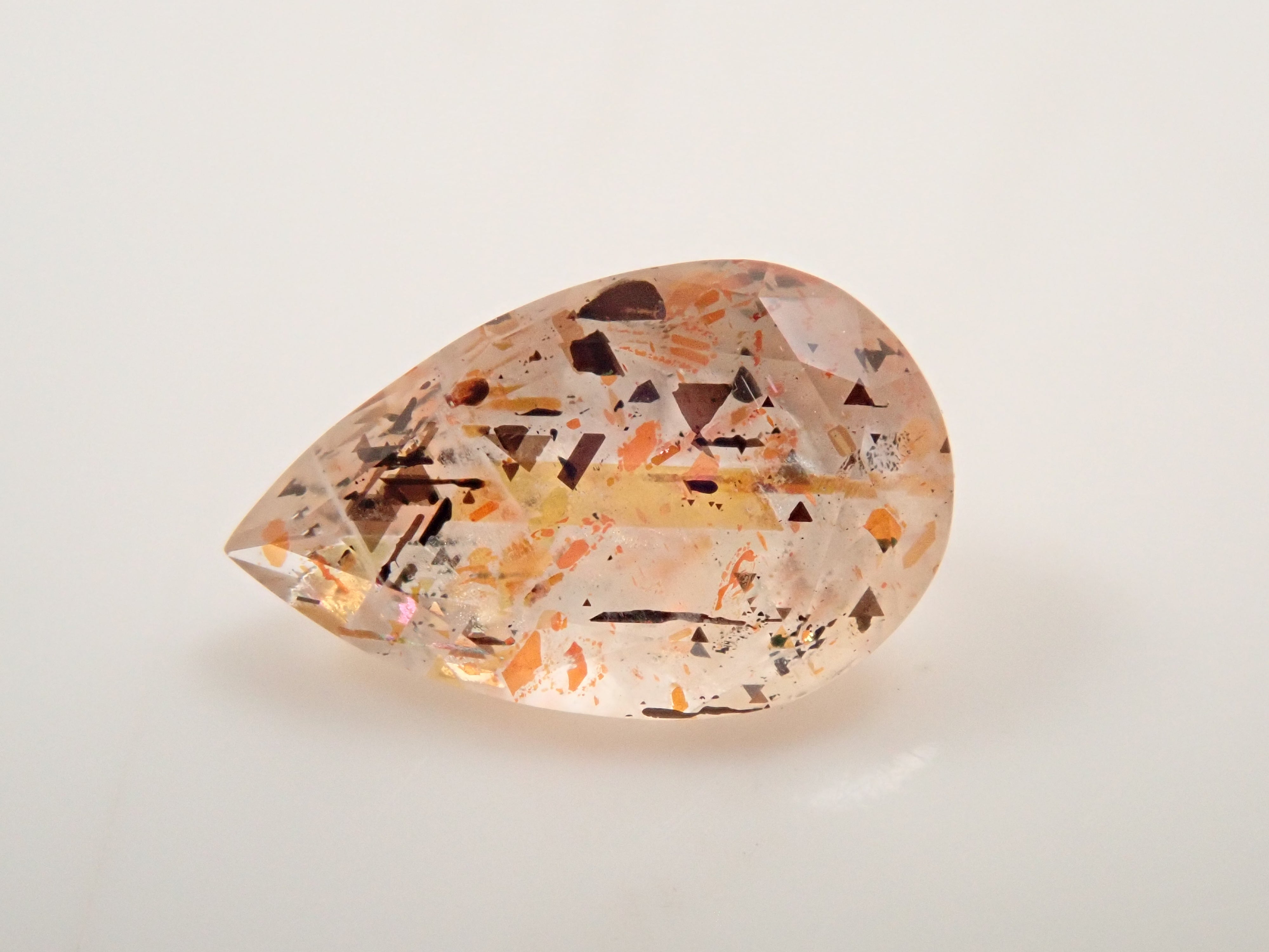 【12562049掲載】オーストラリア産レインボーラティスサンストーン 0.373ctルース