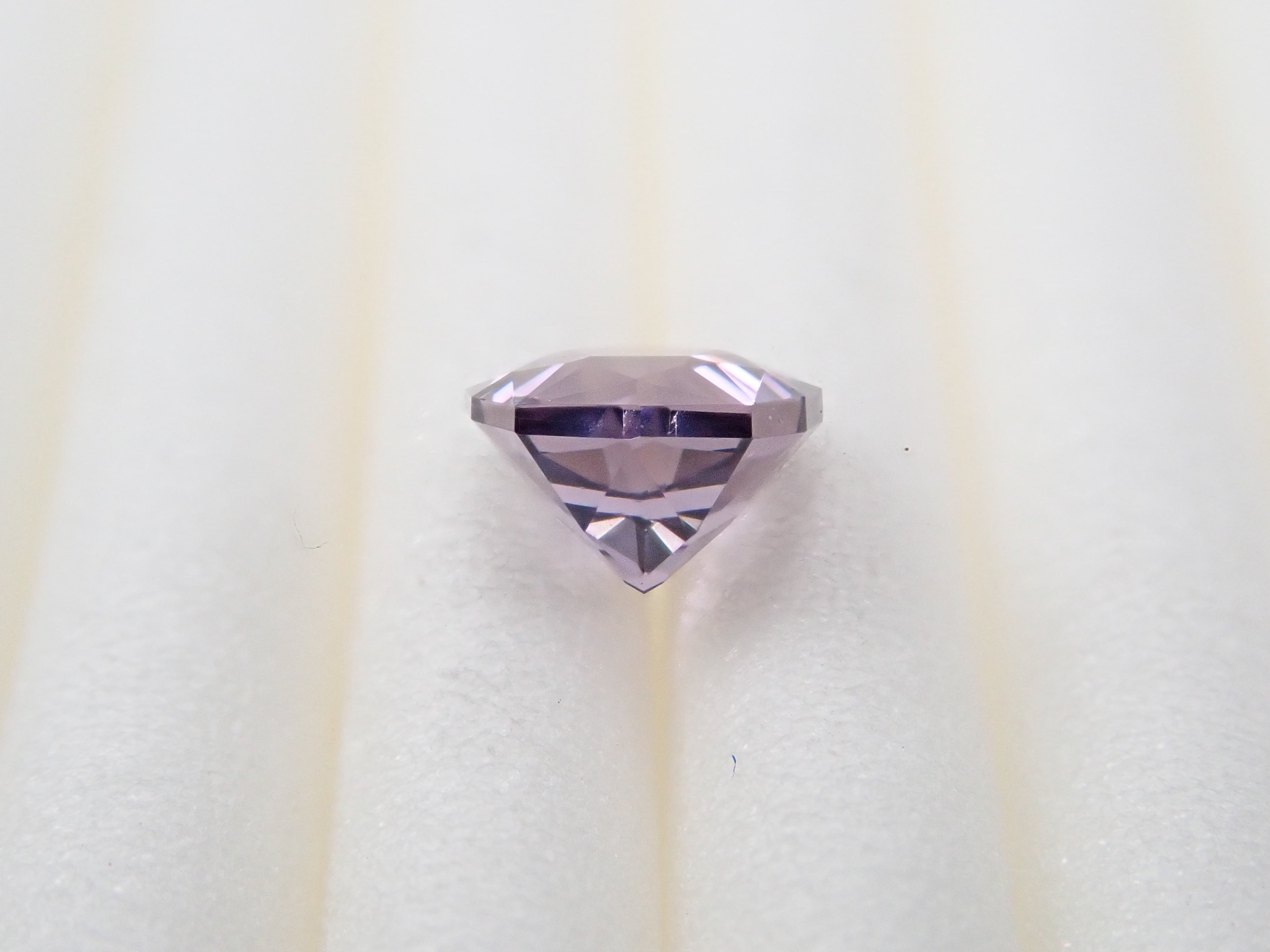 パープルスピネル 0.380ctルース