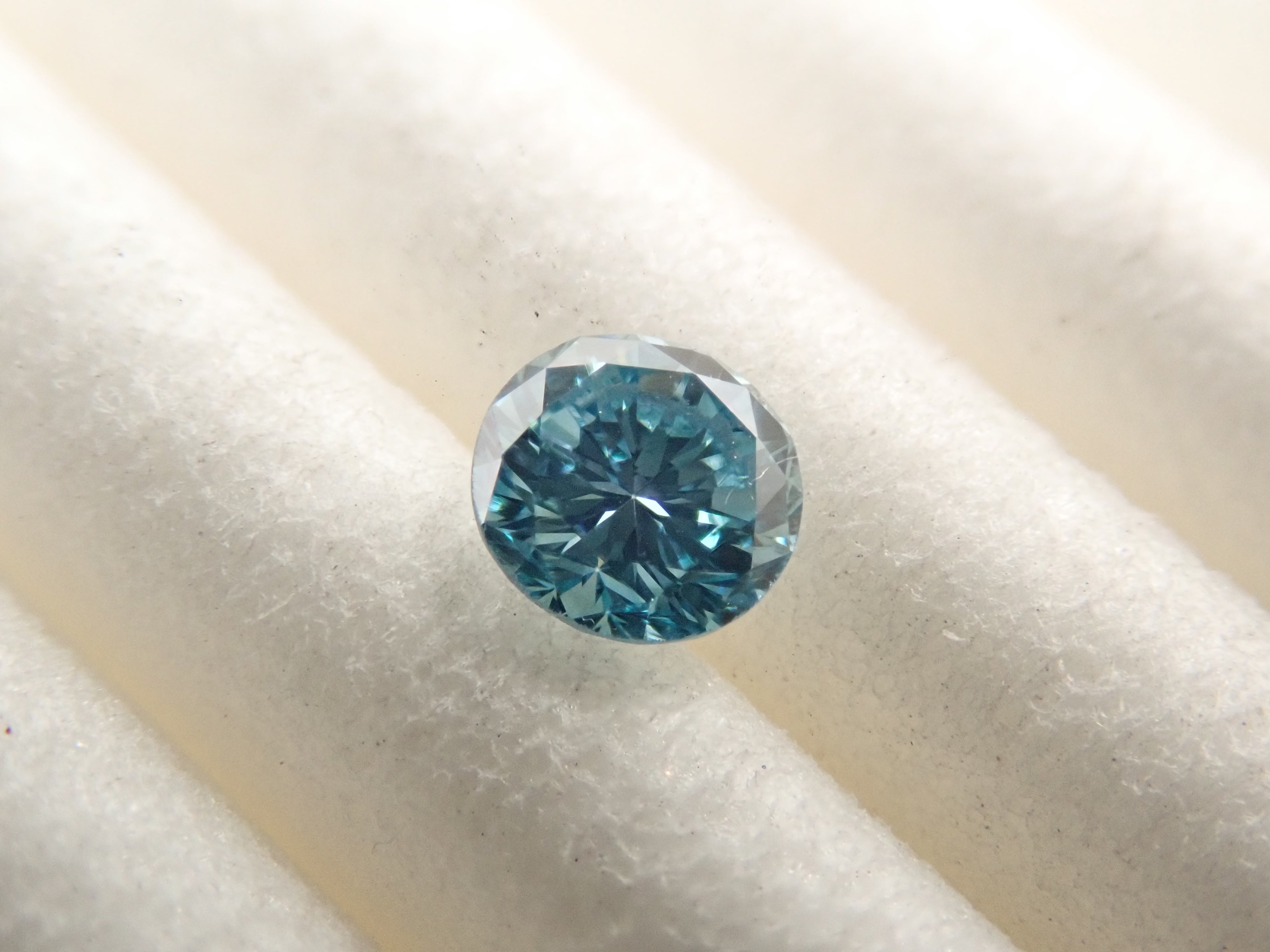ブルーダイヤモンド(トリートメント) 0.139ctルース(Fancy Greenish Blue, SI1)