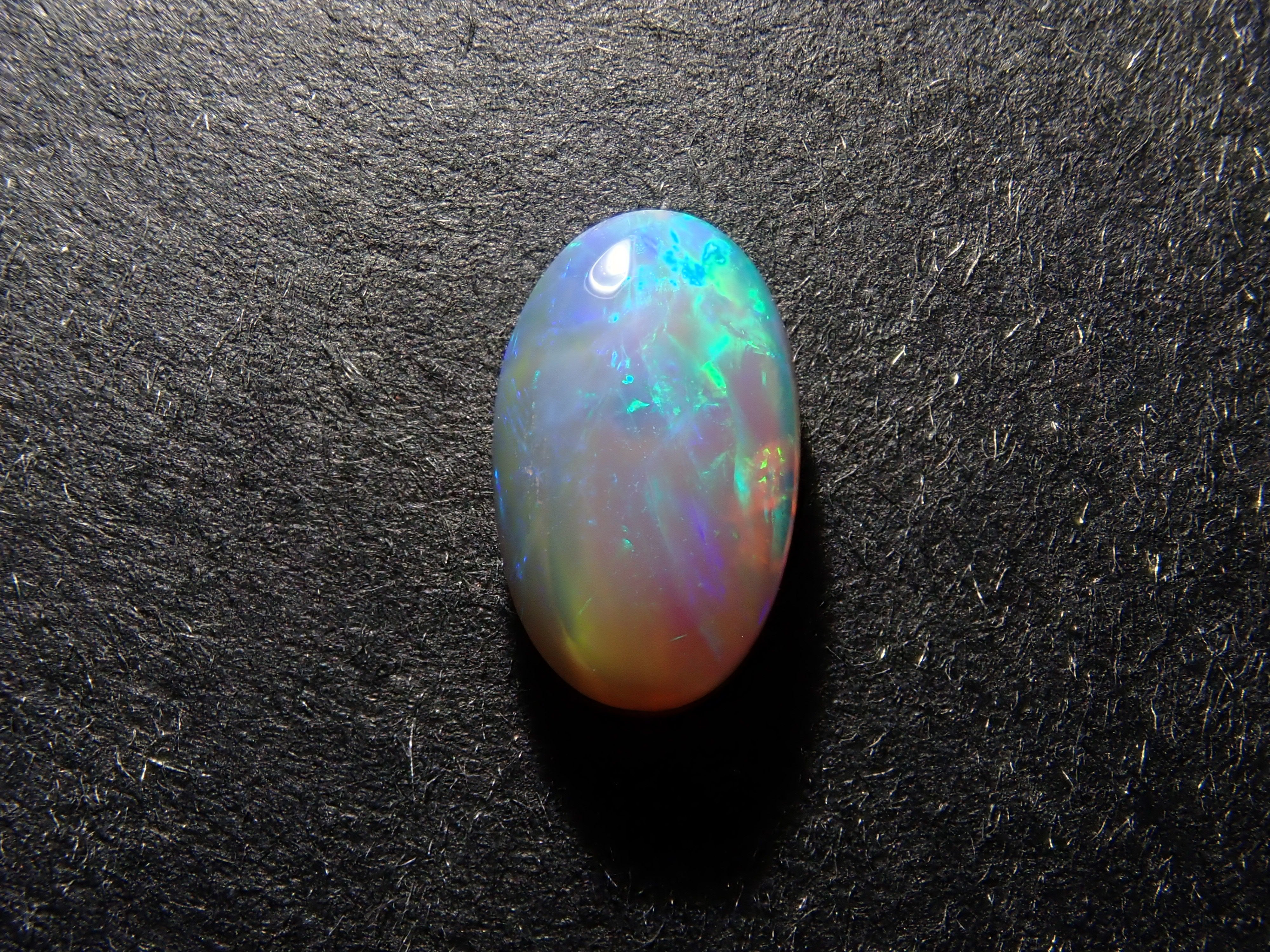 【12562530掲載】オーストラリア産ブラックオパール 0.784ctルース