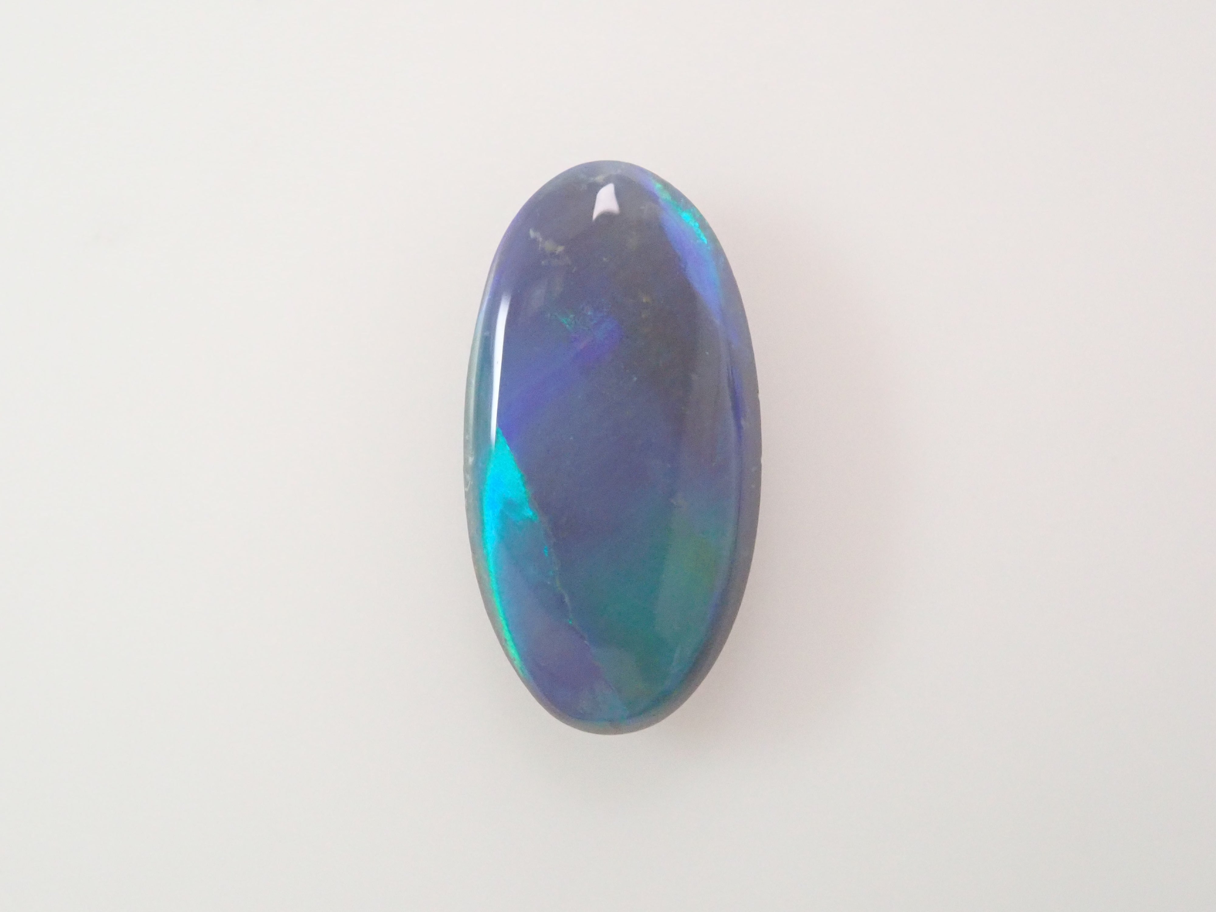 オーストラリア産ブラックオパール 0.754ctルース