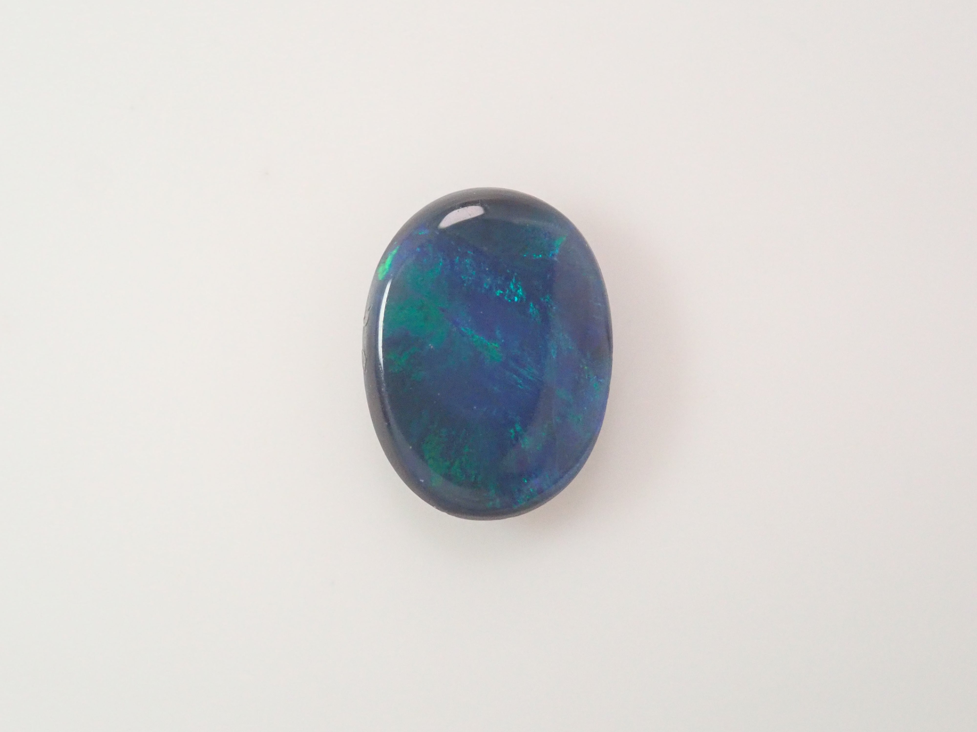 【12562532掲載】オーストラリア産ブラックオパール 0.605ctルース