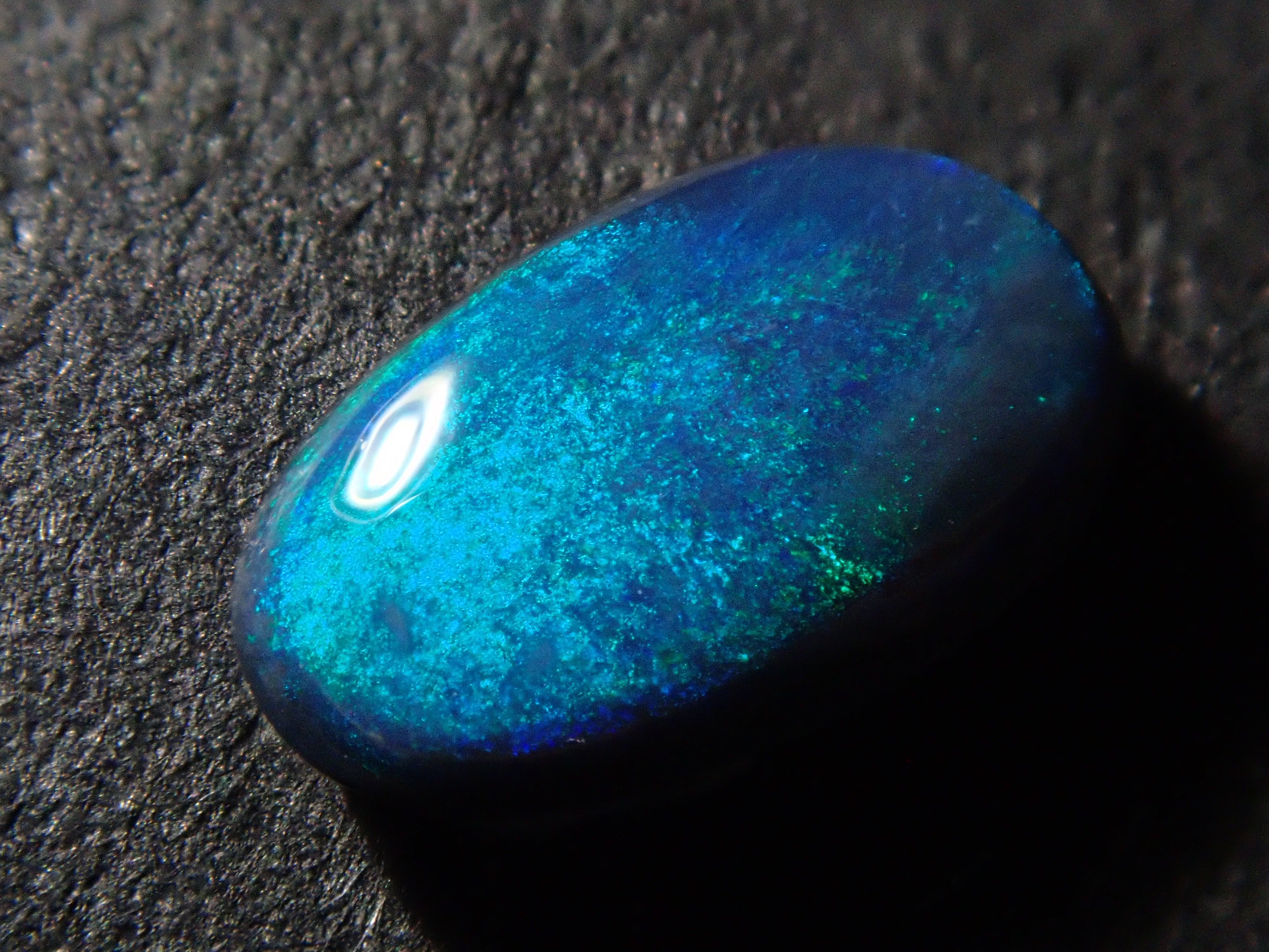 【12562533掲載】オーストラリア産ブラックオパール 0.427ctルース