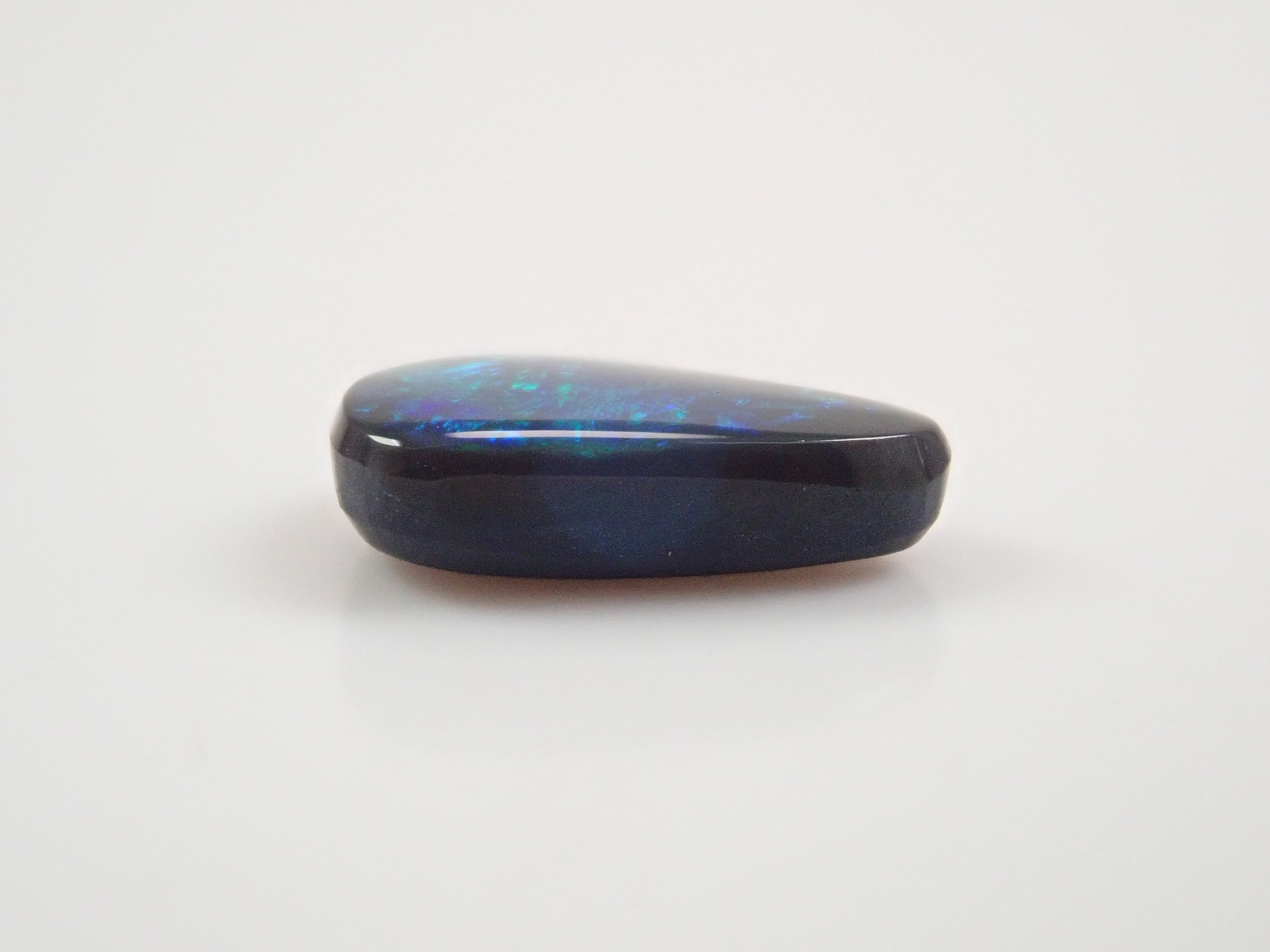 オーストラリア産ブラックオパール 0.754ctルース
