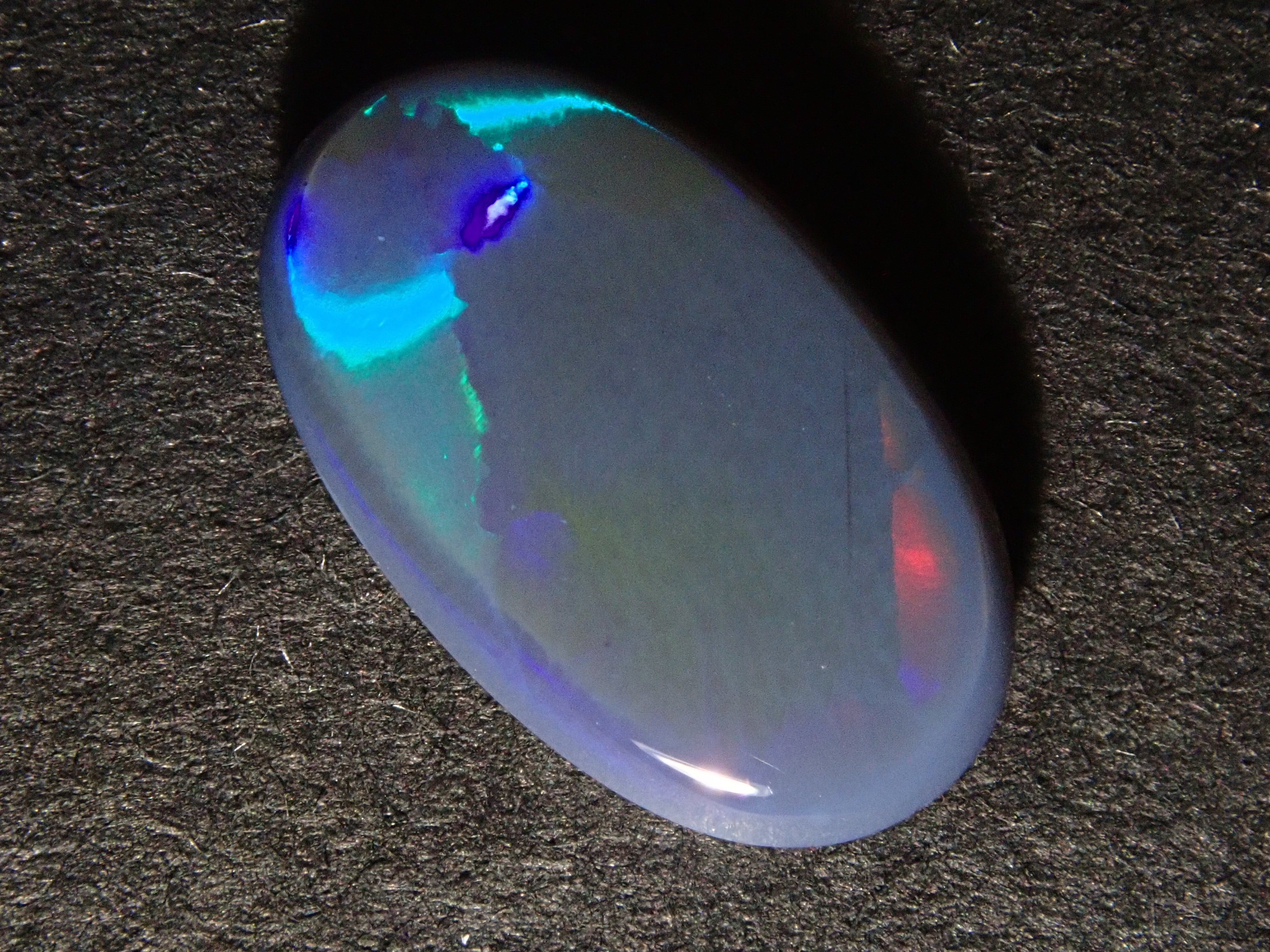 【12562528掲載】オーストラリア産ブラックオパール 1.539ctルース