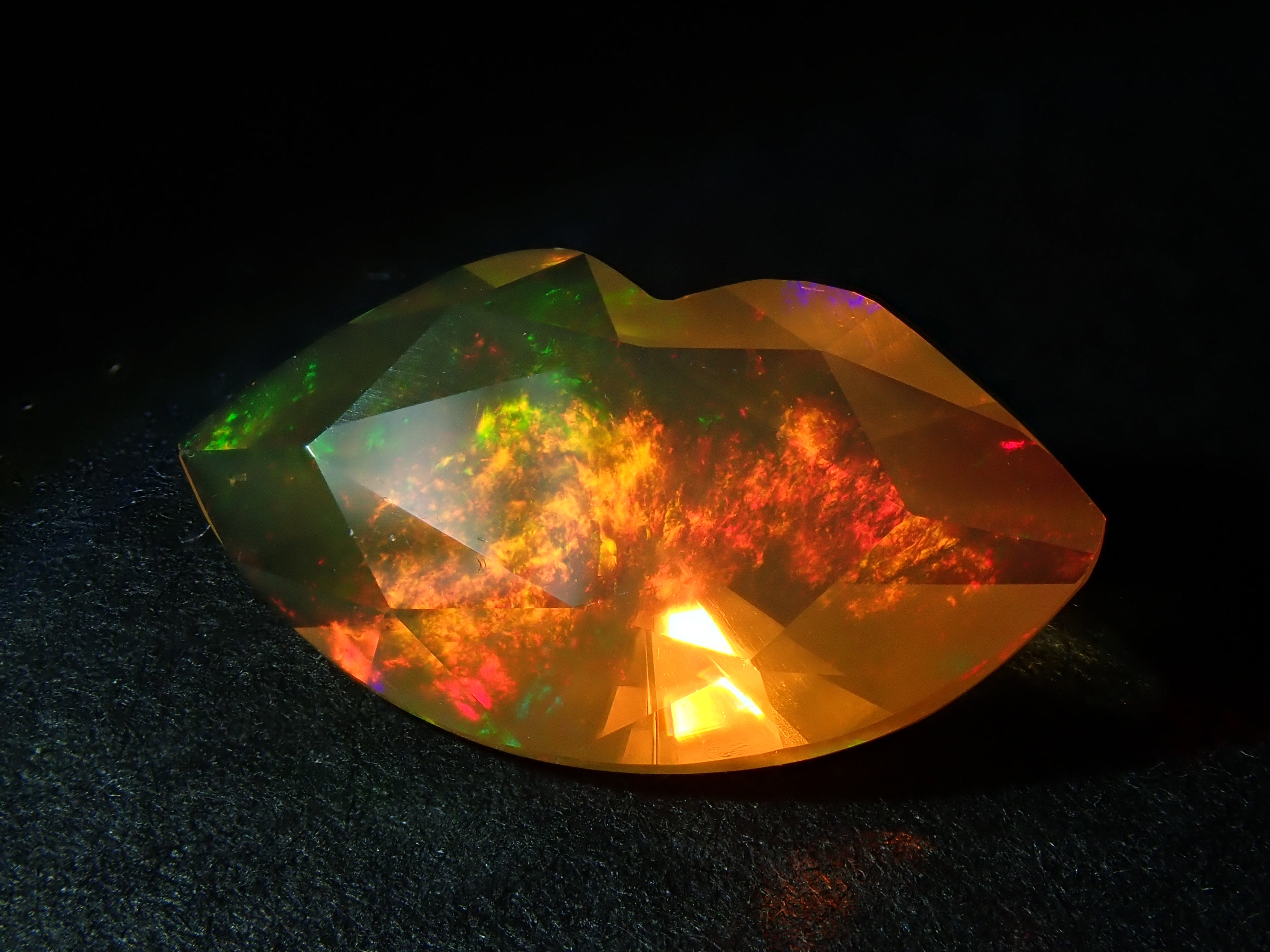 【12562397掲載】メキシコ産ファイアオパール 1.458ctルース