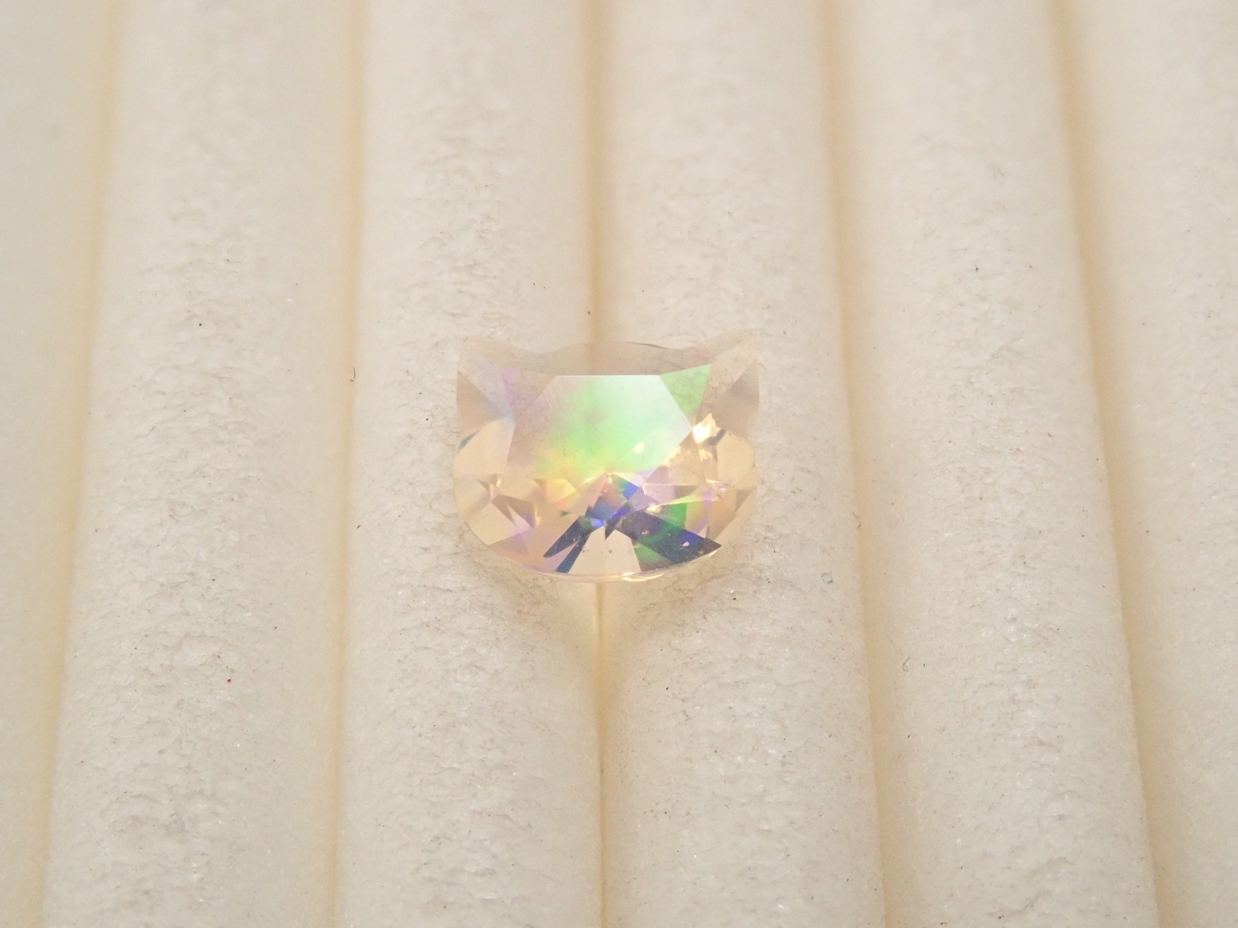 【12562400掲載】メキシコ産オパール 0.265ctルース