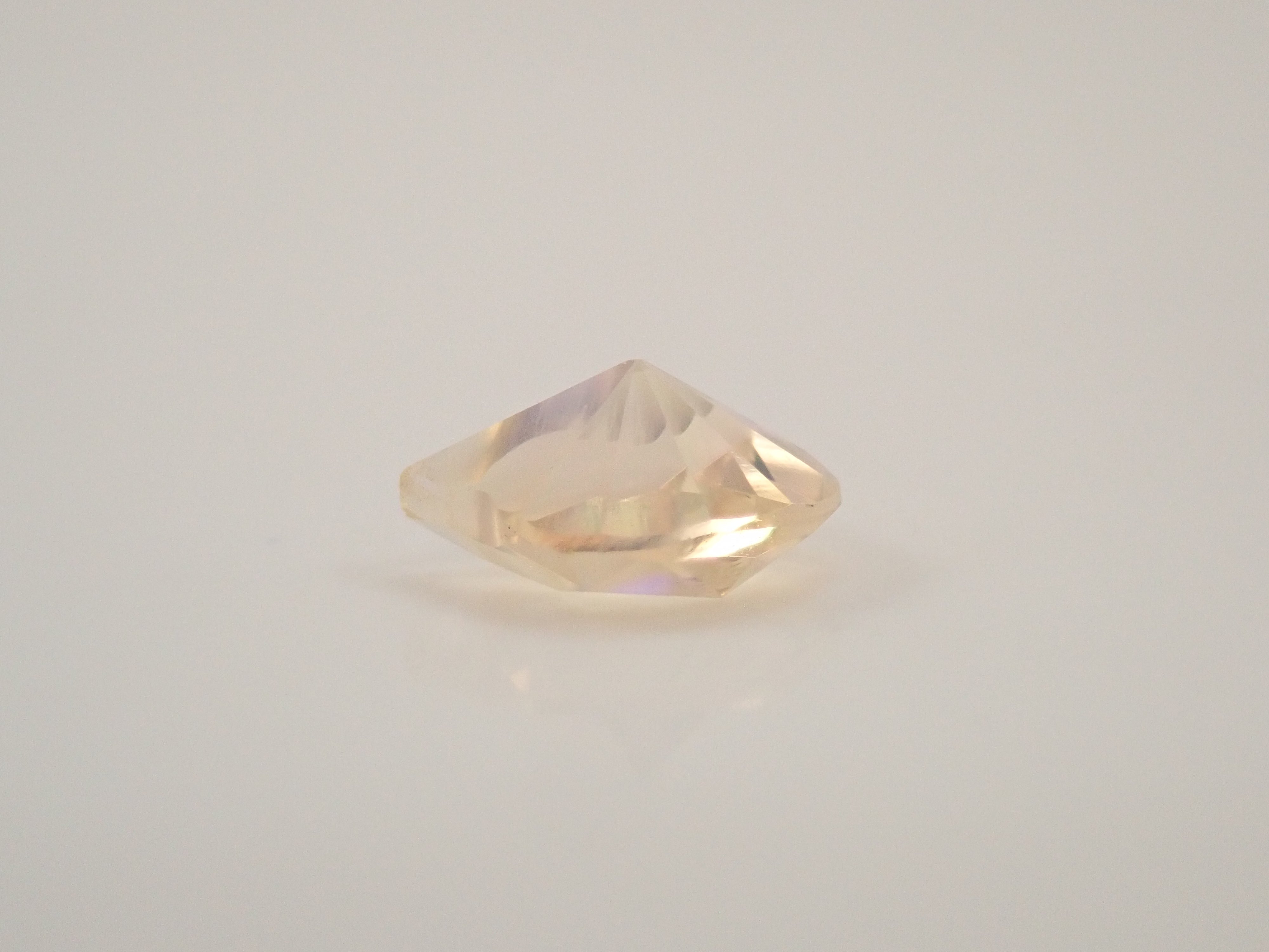 【12562400掲載】メキシコ産オパール 0.265ctルース