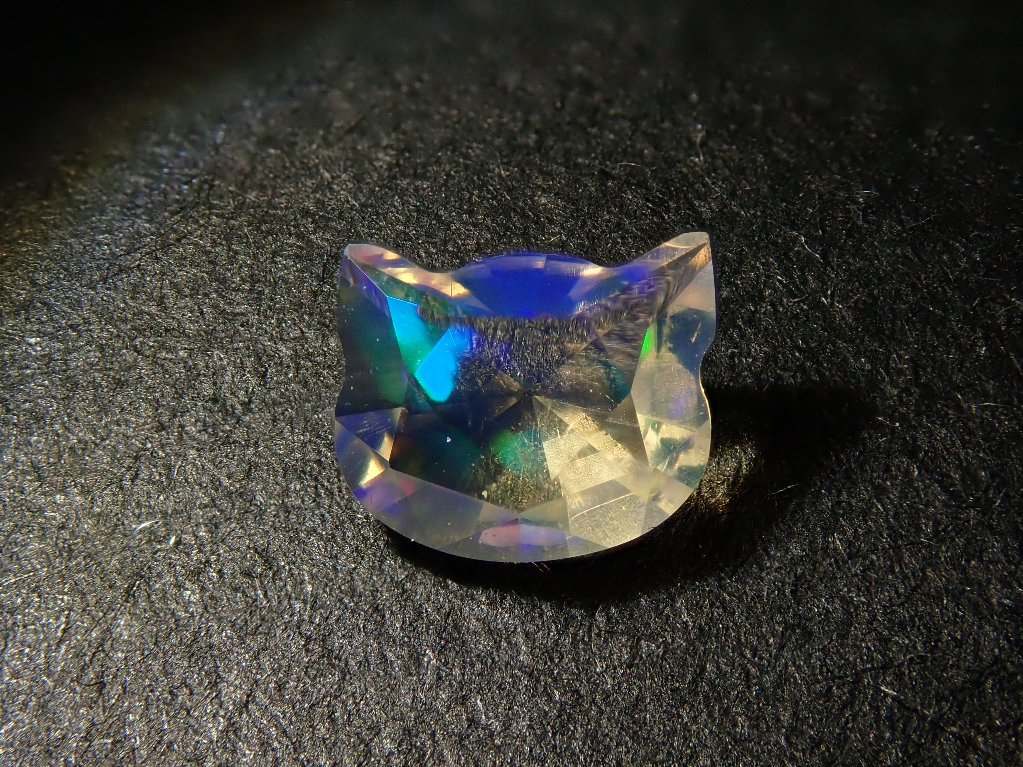 【12562400掲載】メキシコ産オパール 0.265ctルース