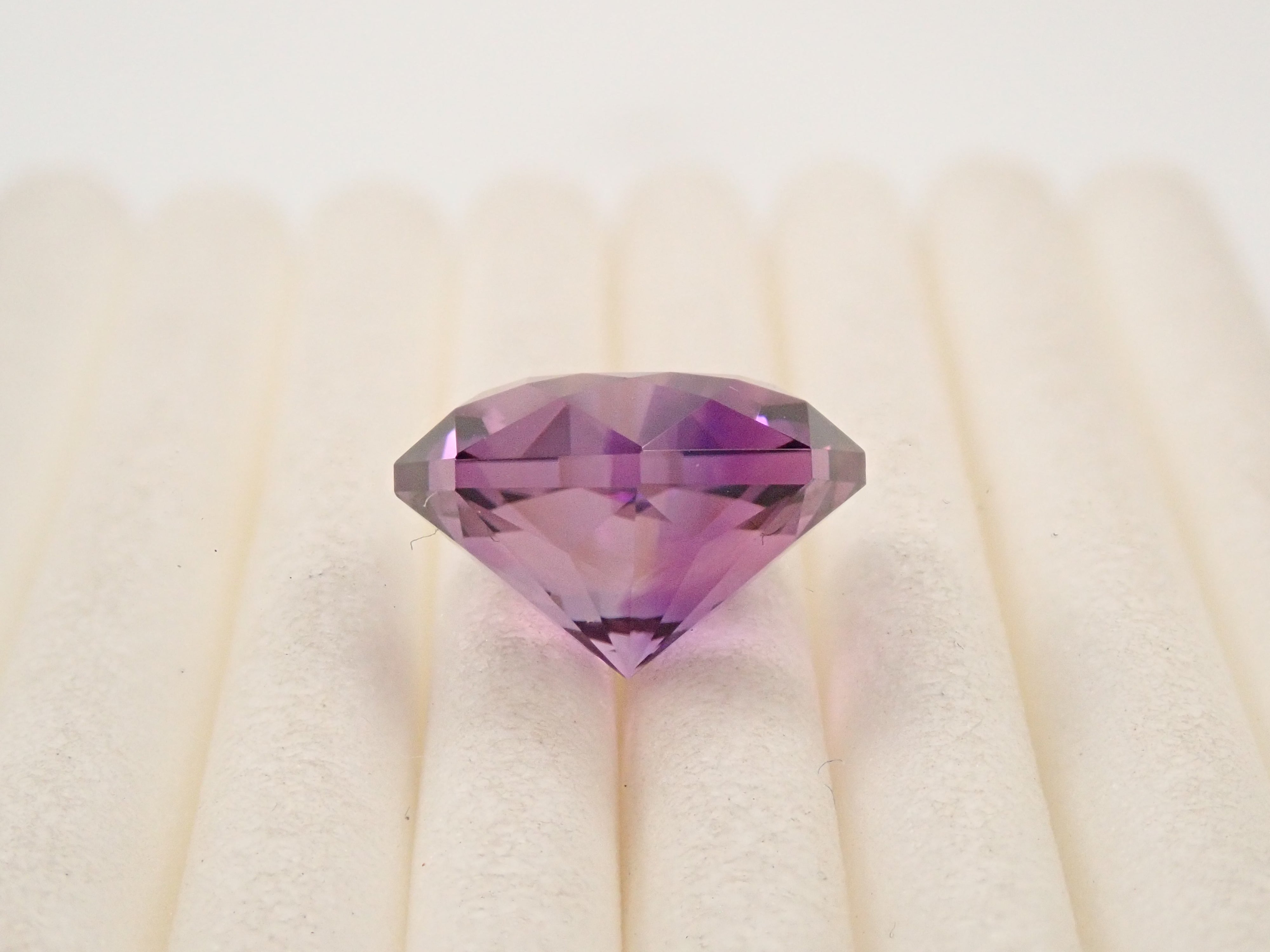 【12562113掲載】カラーシフトアメジスト 3.128ctルース