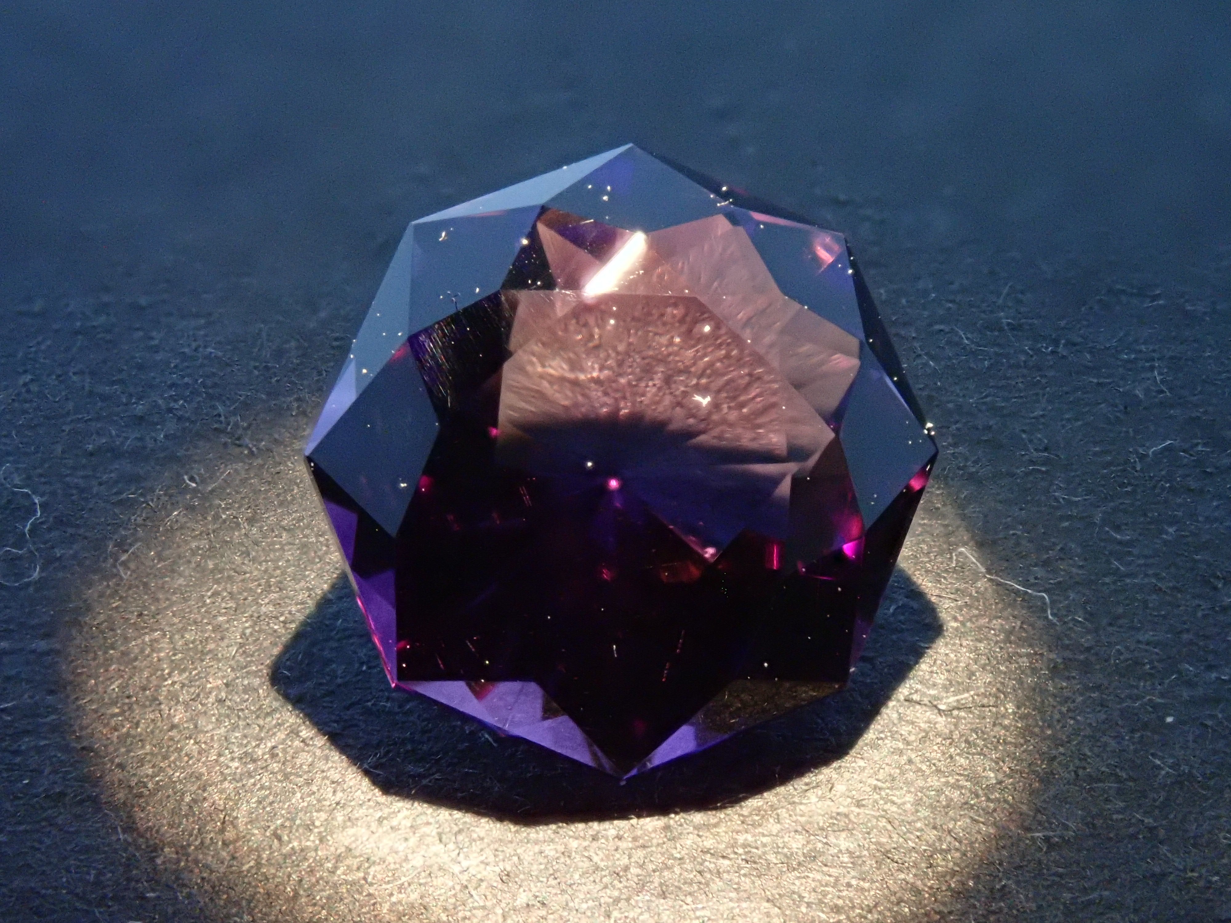 【12562113掲載】カラーシフトアメジスト 3.128ctルース