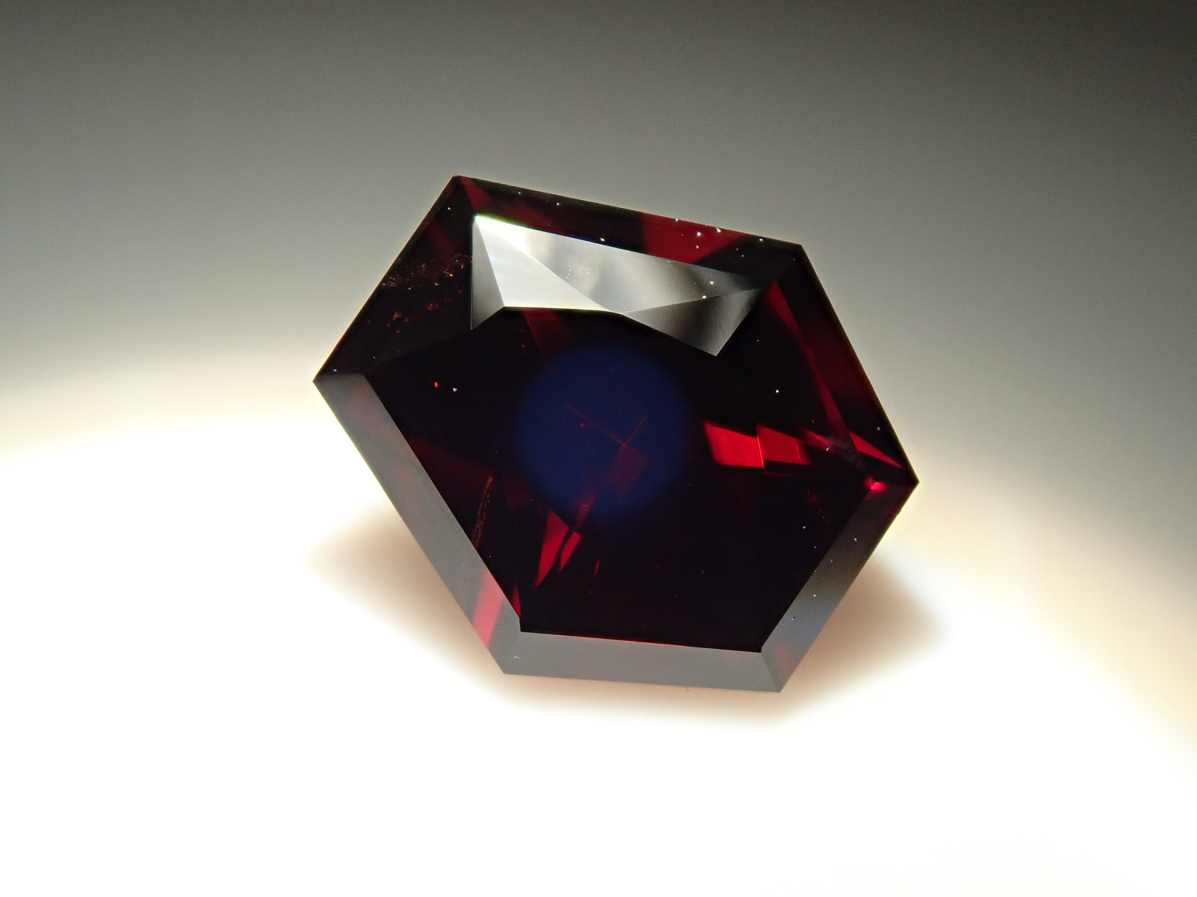 【12562117掲載】アルマンディンガーネット 1.363ctルース